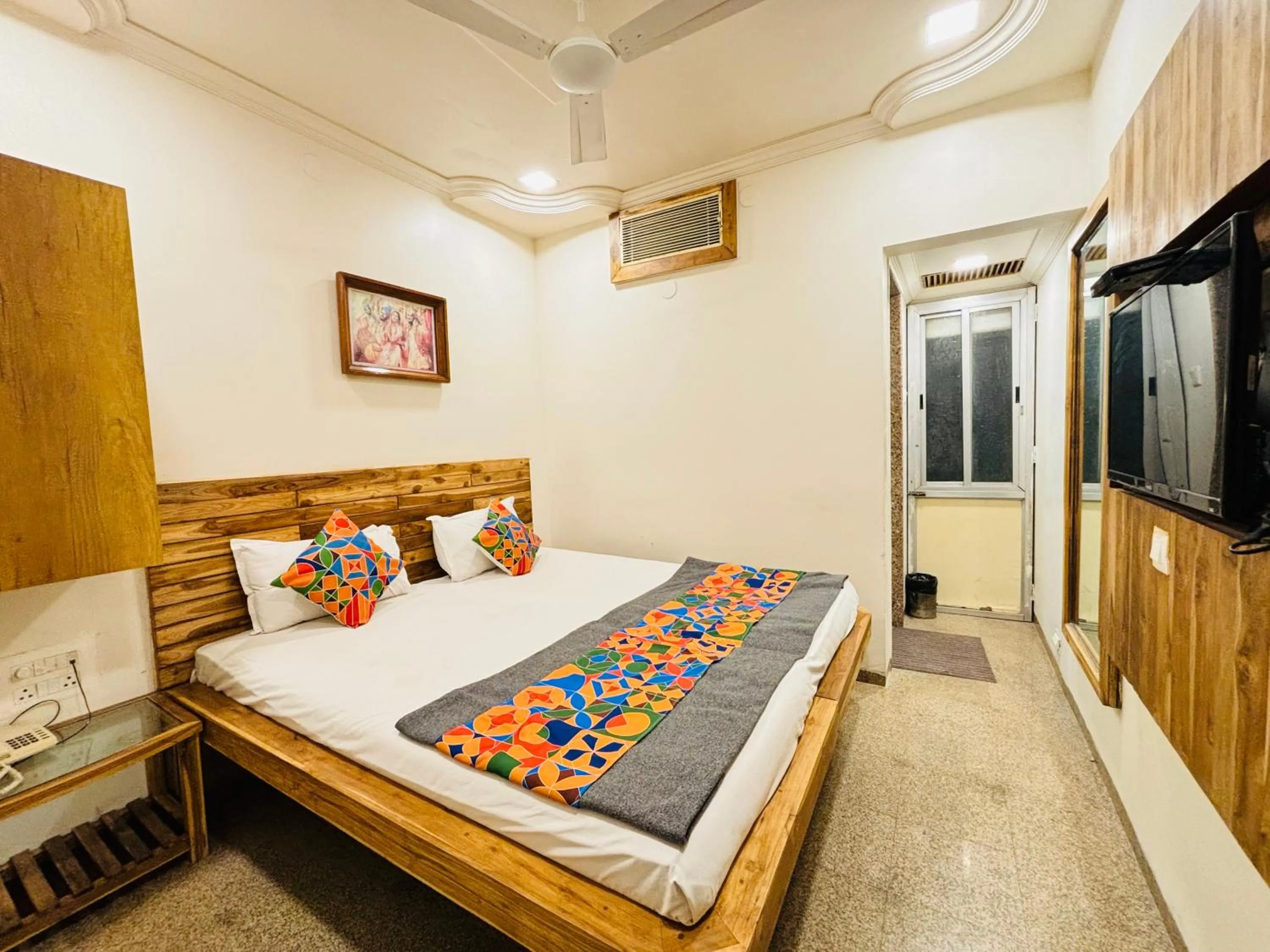 Bedroom, Bed in Hotel Regency