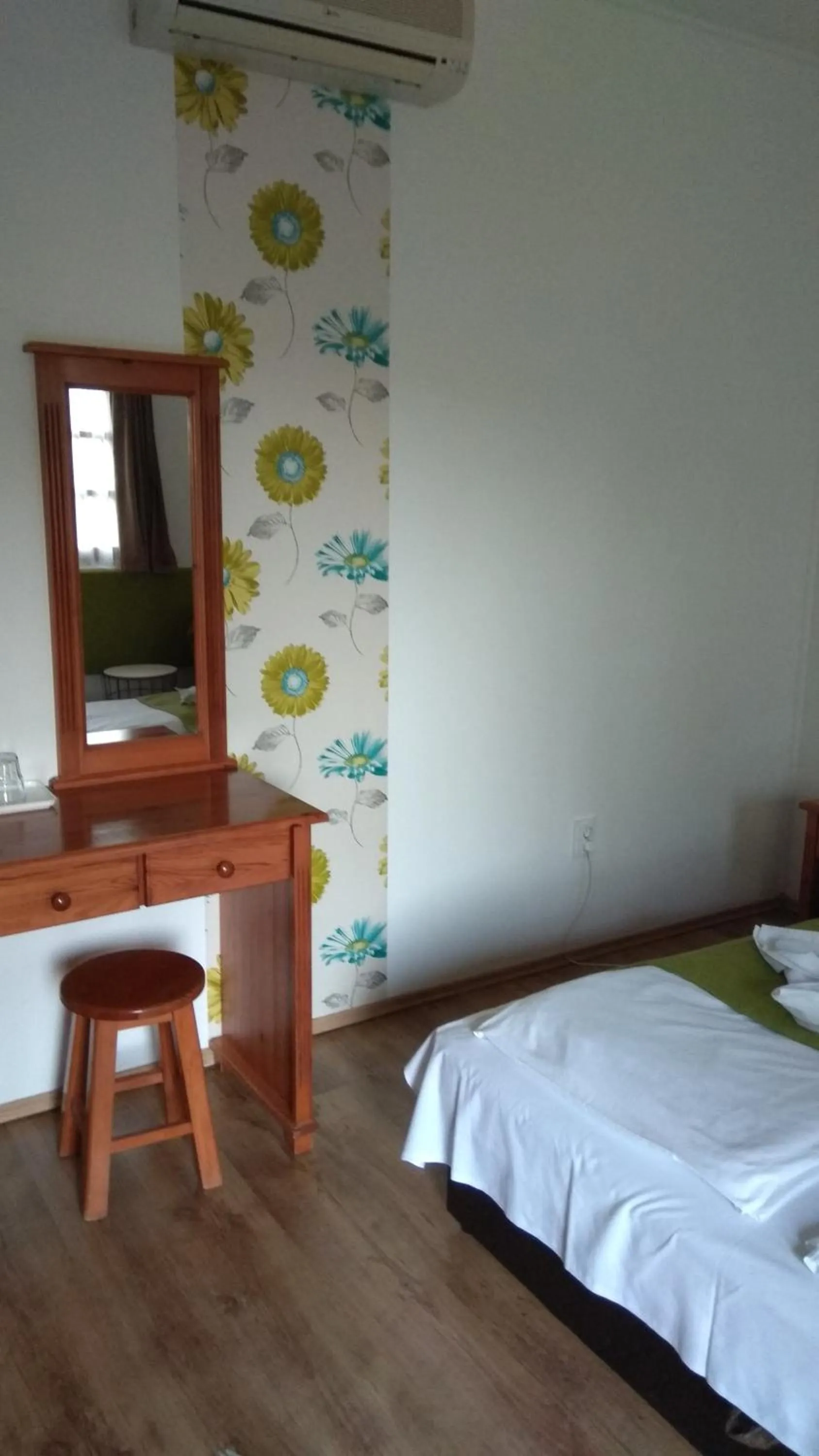 Photo of the whole room in Nádas Pihenőpark