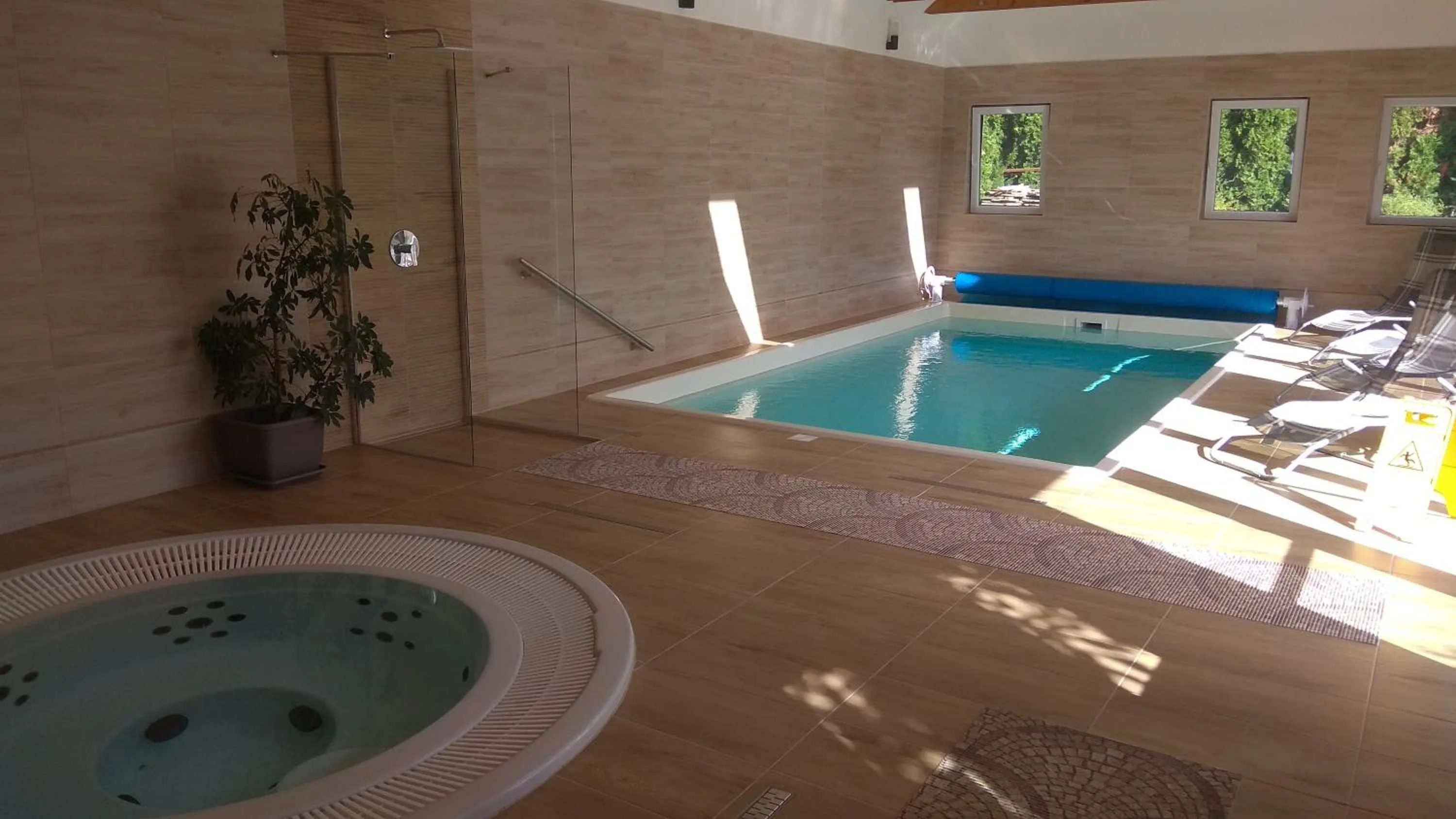 Pool view in Nádas Pihenőpark