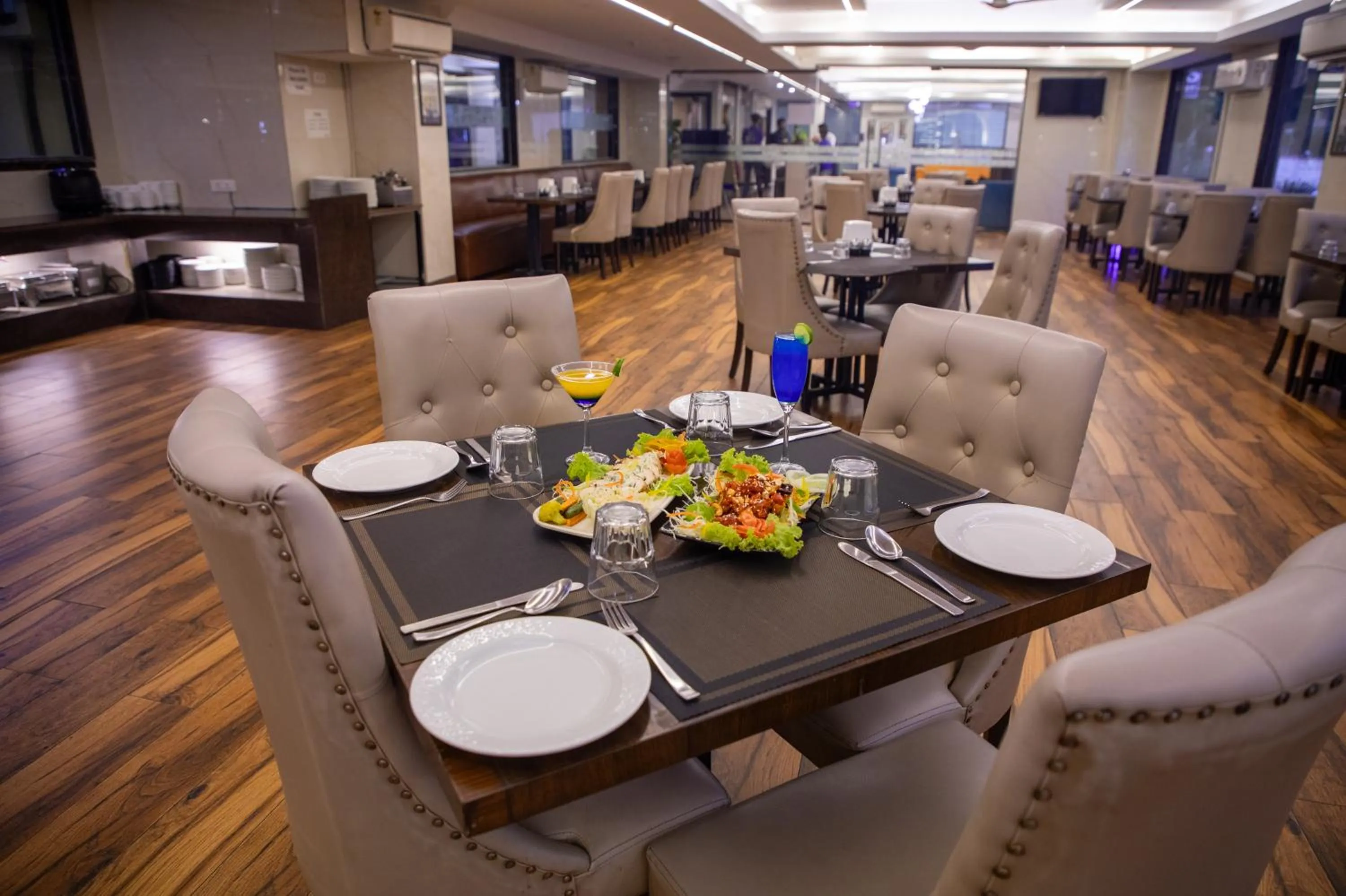 Restaurant/places to eat in BELLS BEACH RESORT , A Unit of Resort De Balneaire