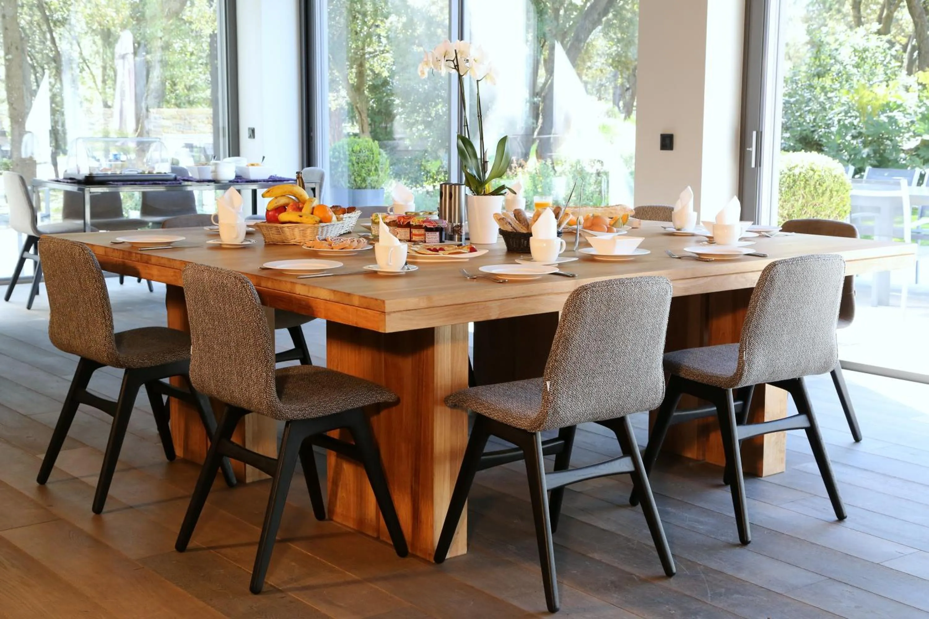 Food and drinks in Domaine Rampale