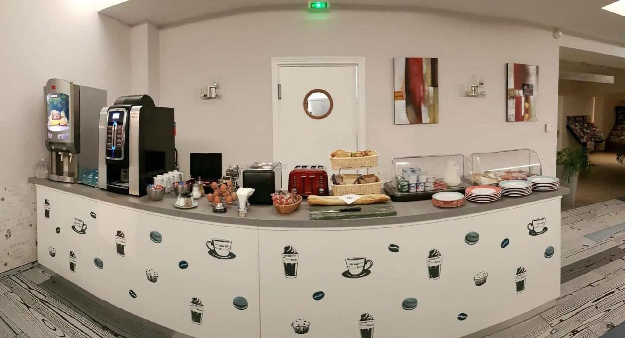 Restaurant/places to eat in Hôtel Frisia, Beaulieu-sur-Mer