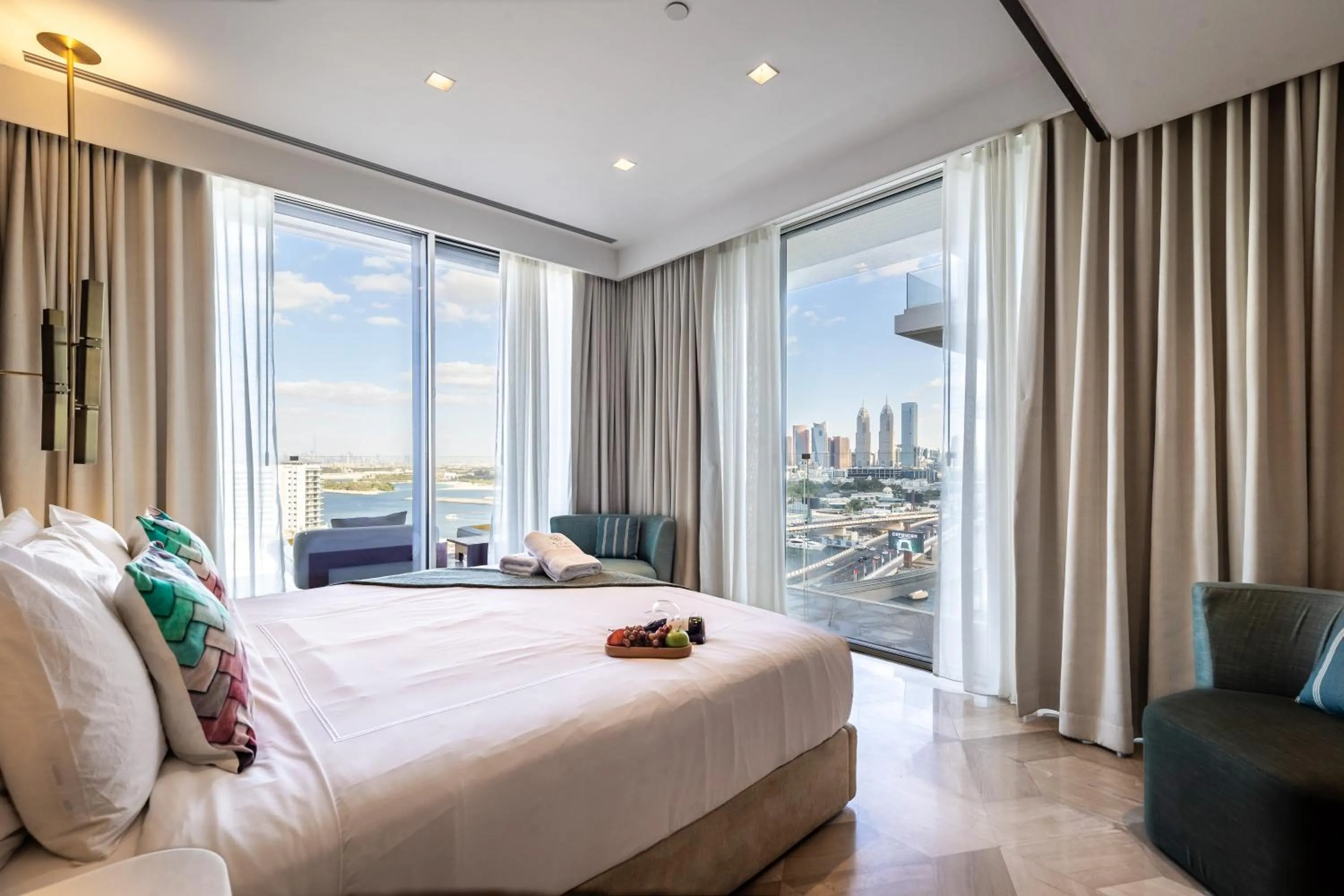 Bed in EDEN'S Homes & Villas - FIVE Palm Residences