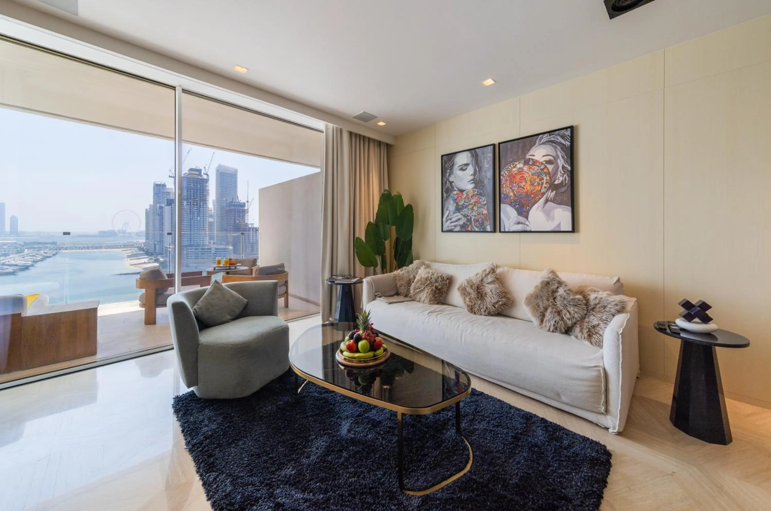 Living room in EDEN'S Homes & Villas - FIVE Palm Residences