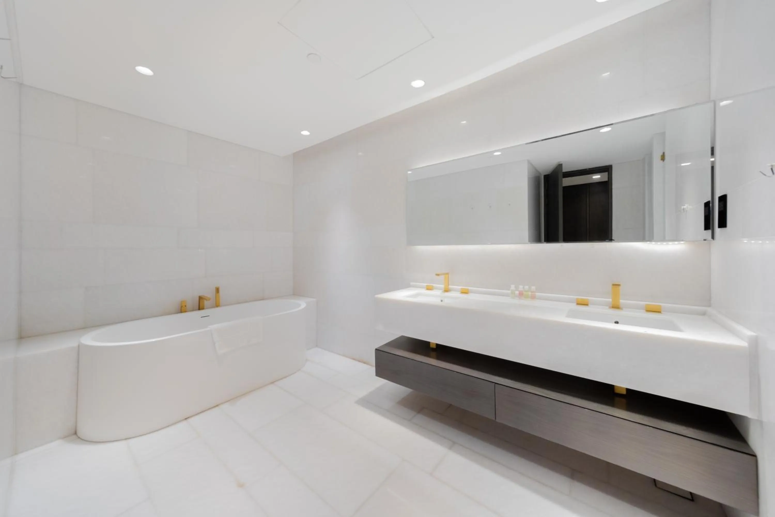 Bathroom in EDEN'S Homes & Villas - FIVE Palm Residences