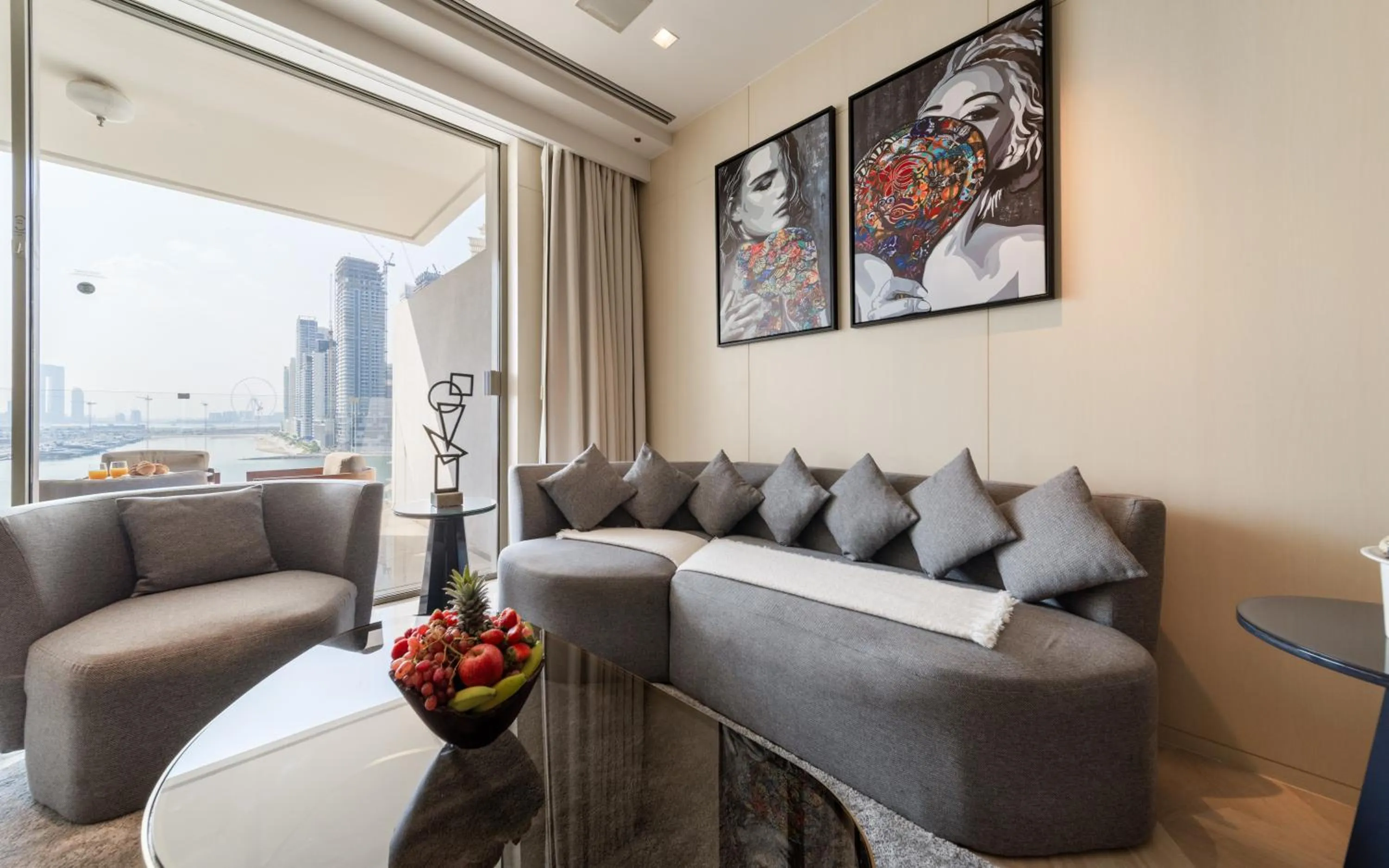 Living room in EDEN'S Homes & Villas - FIVE Palm Residences