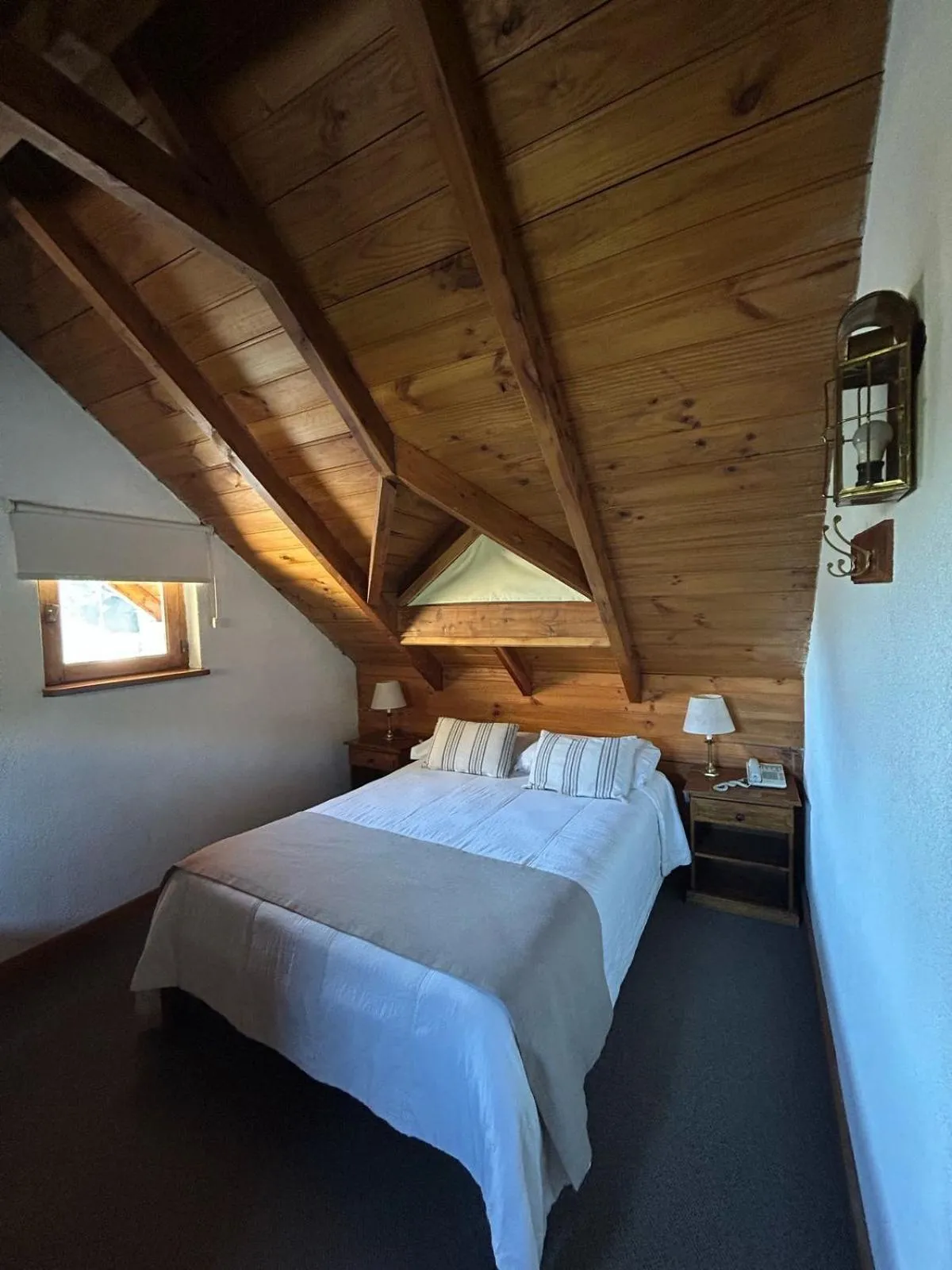 Photo of the whole room, Bed in Hostería del Cerro