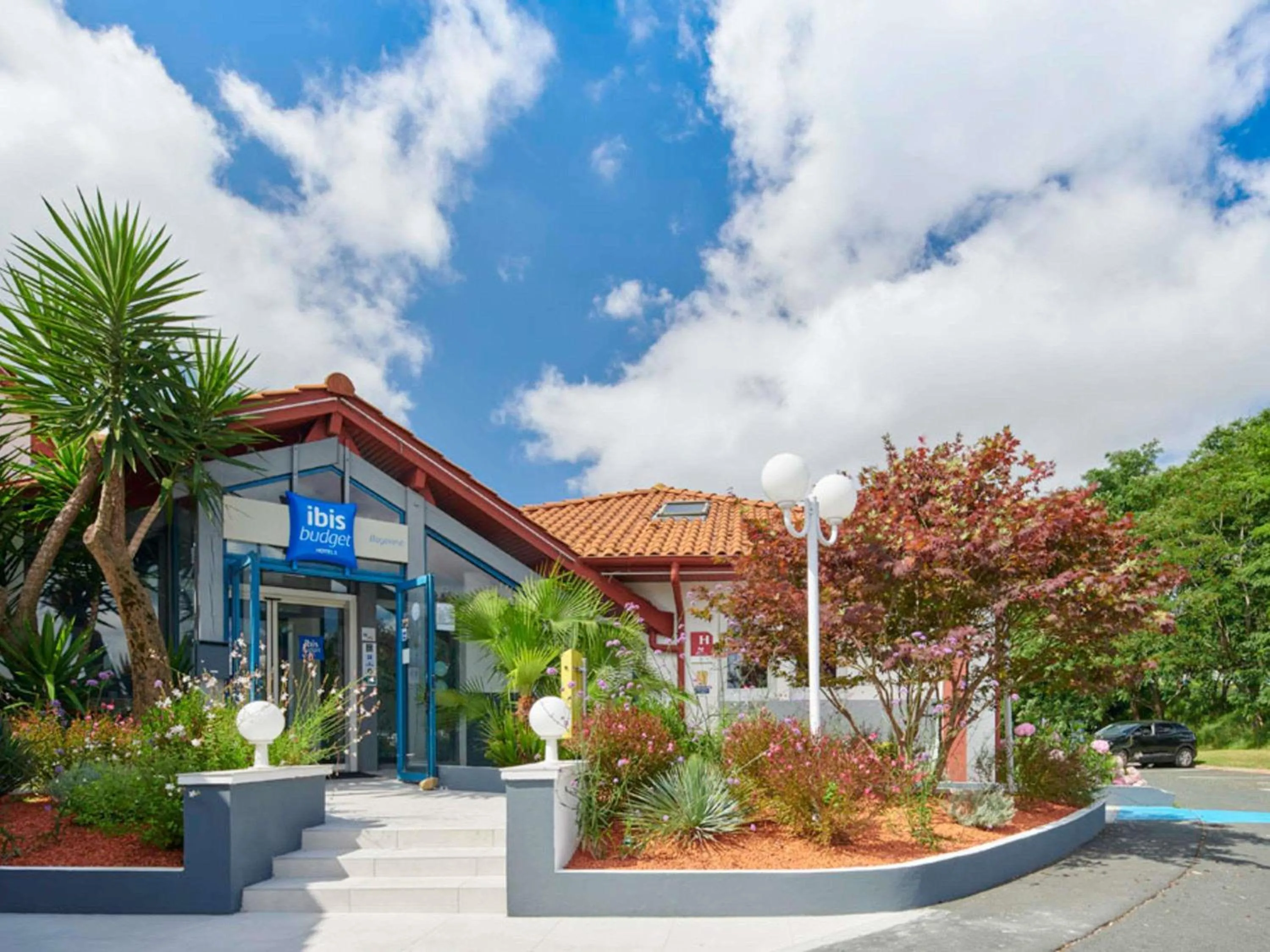 Property building in ibis budget Bayonne