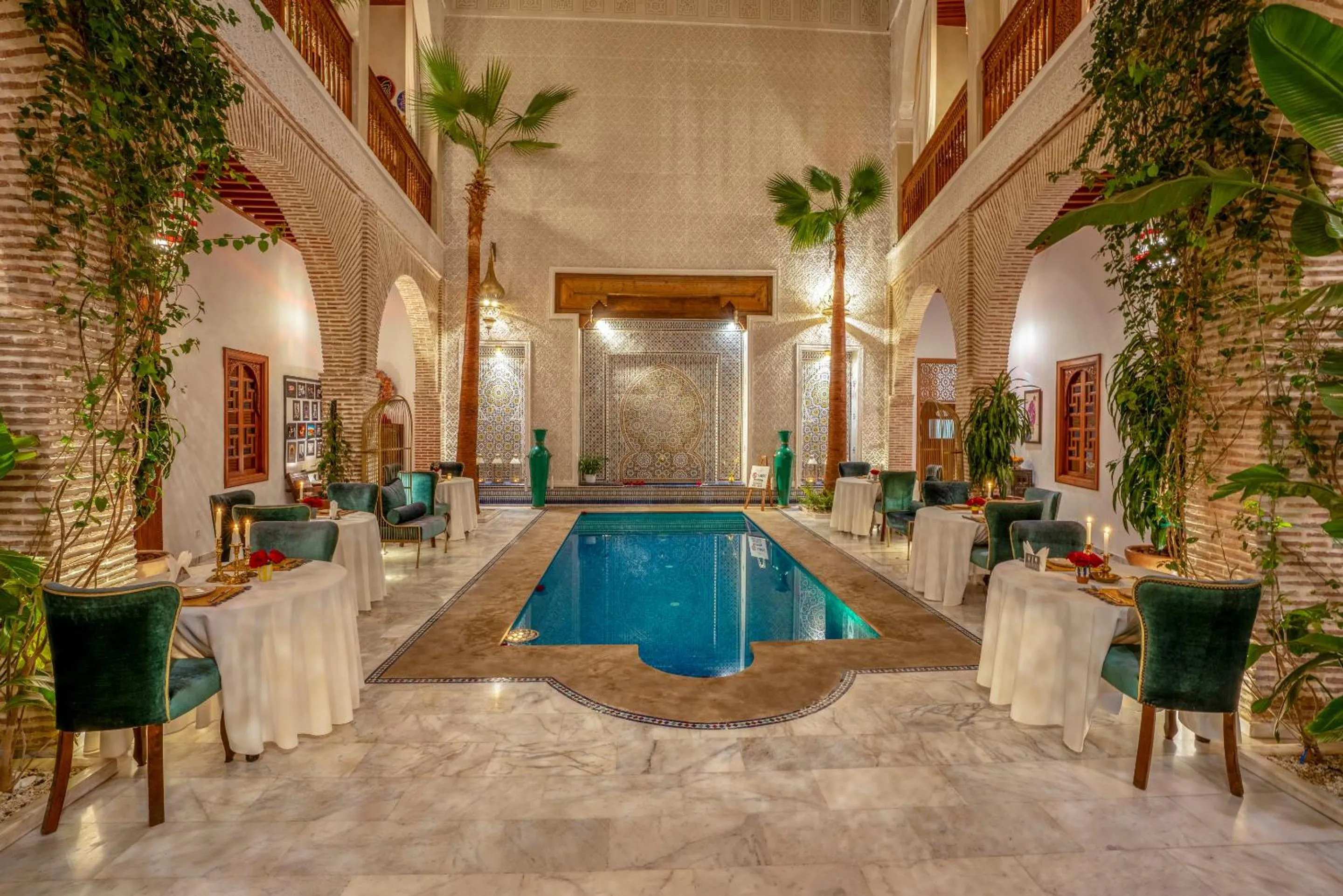 Swimming pool in Riad Janate & SPA