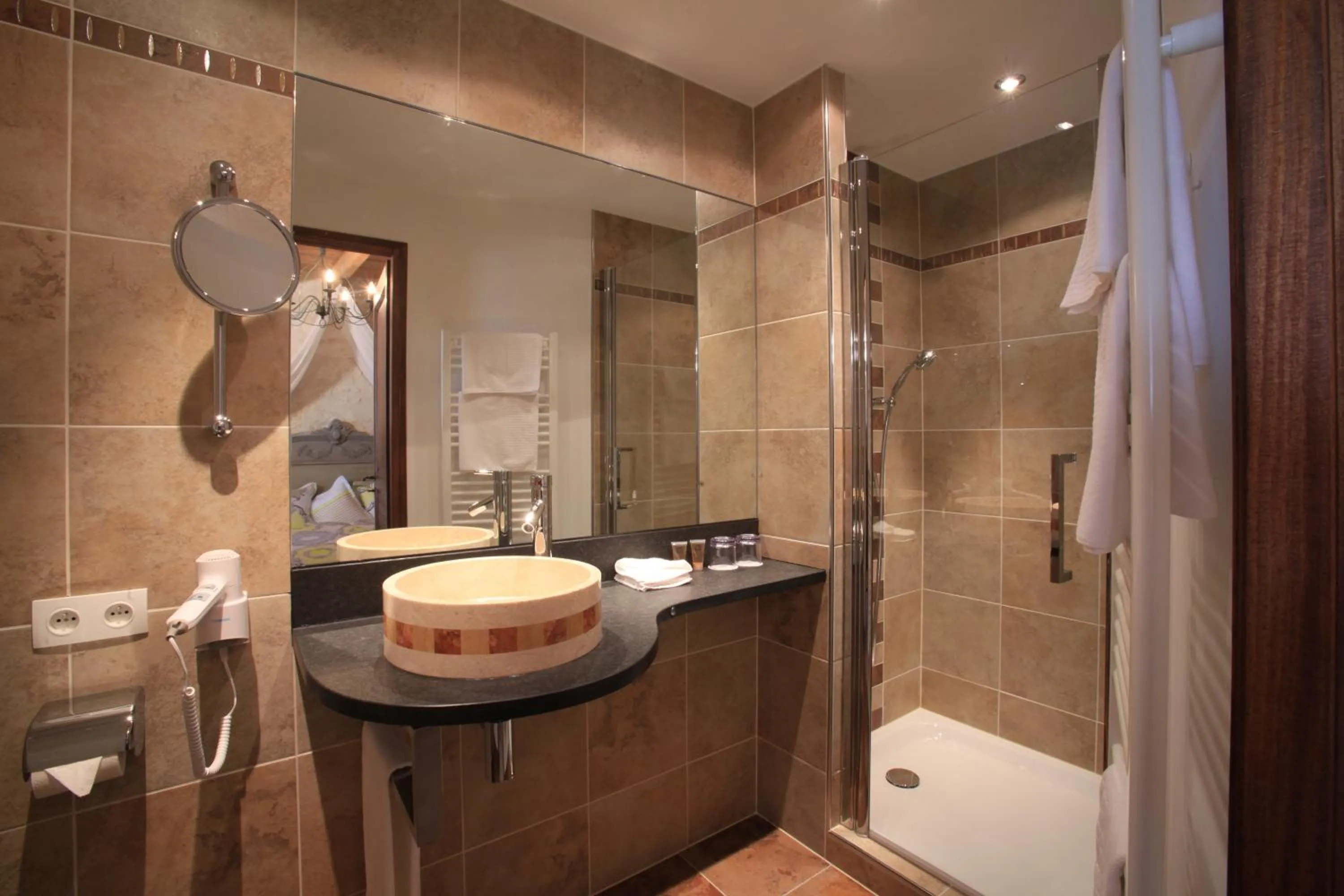Shower in Le Clos de la Garde