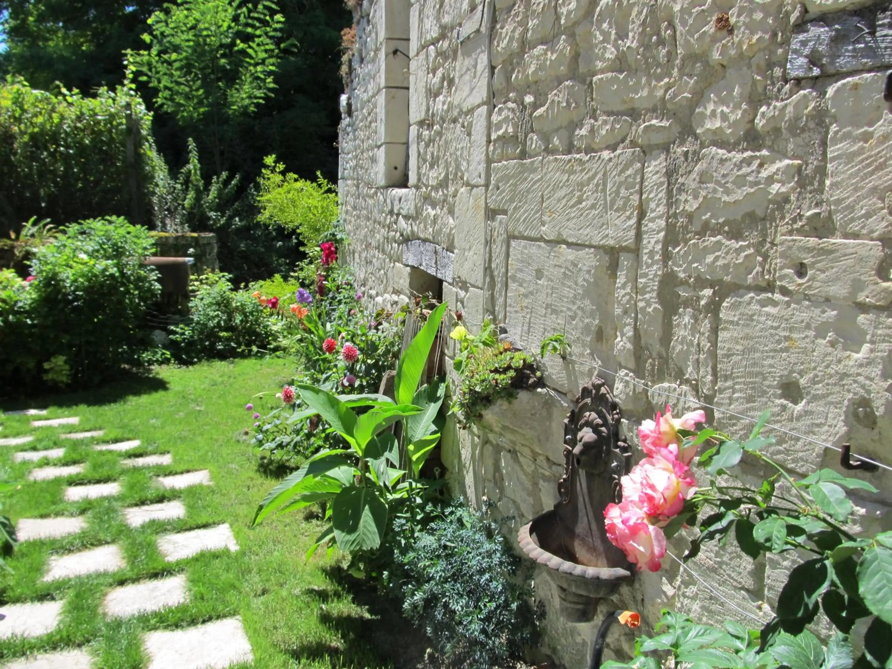 Garden in Le Clos de la Garde