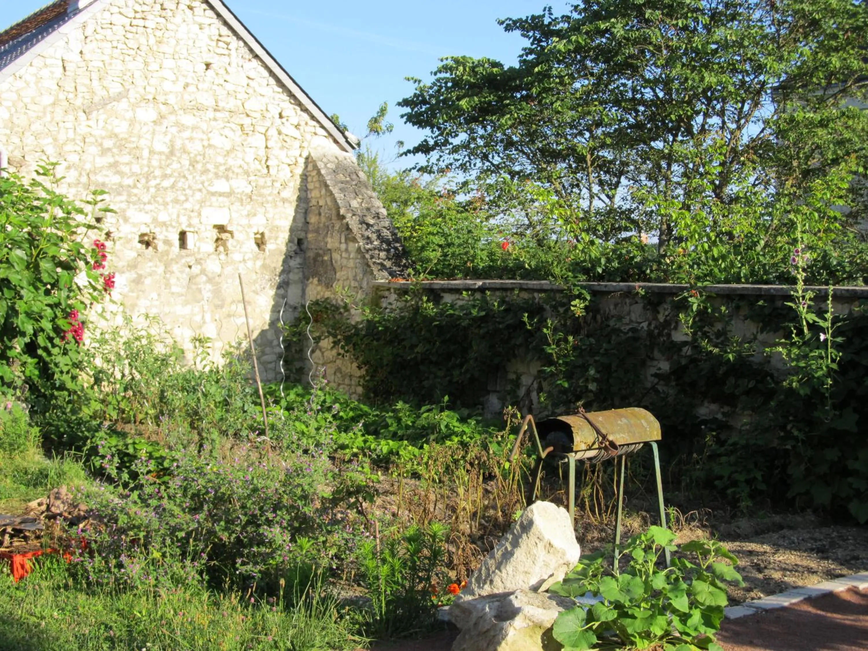 Garden in Le Clos de la Garde
