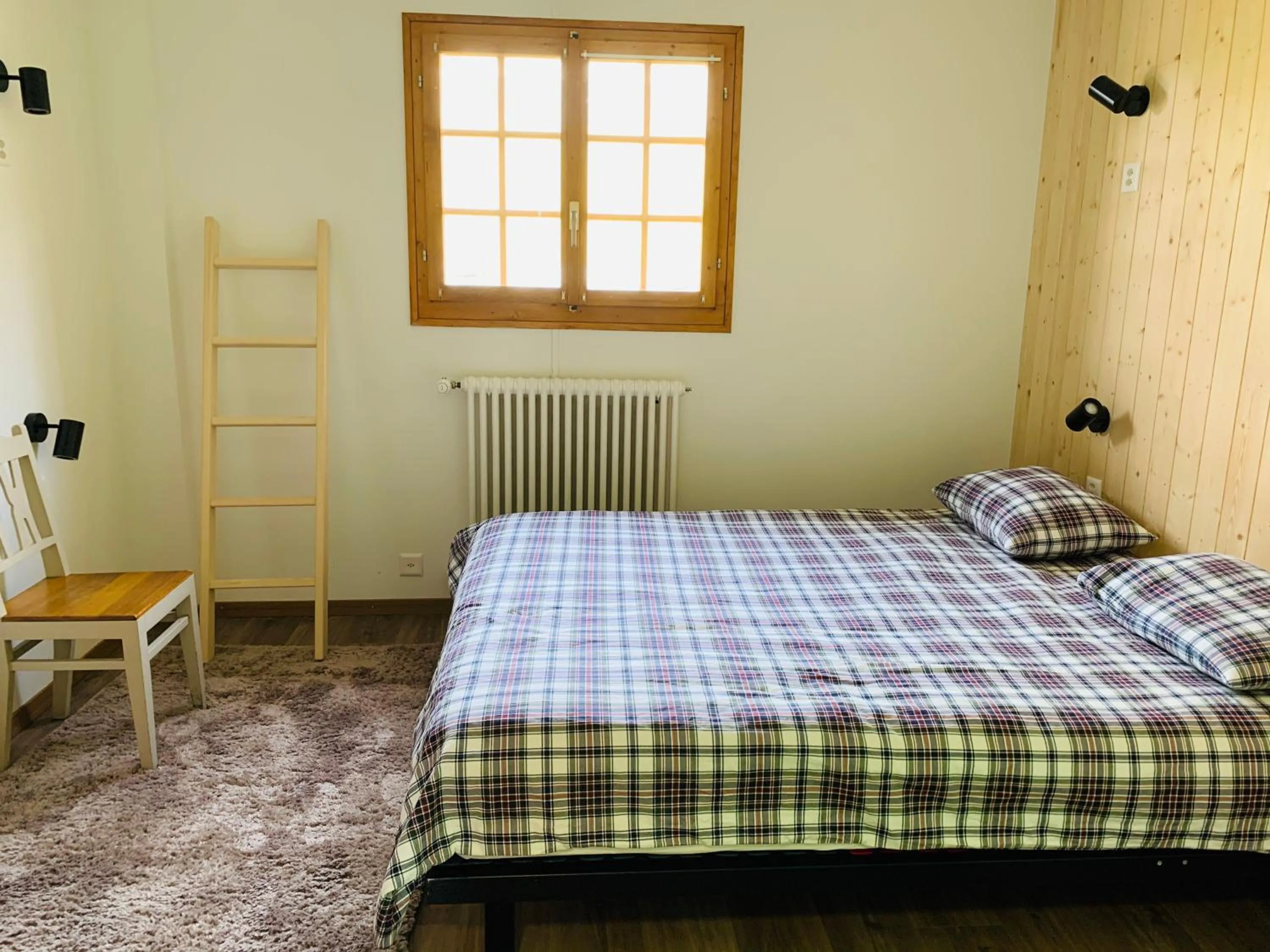 Bed in Freeride Hostel