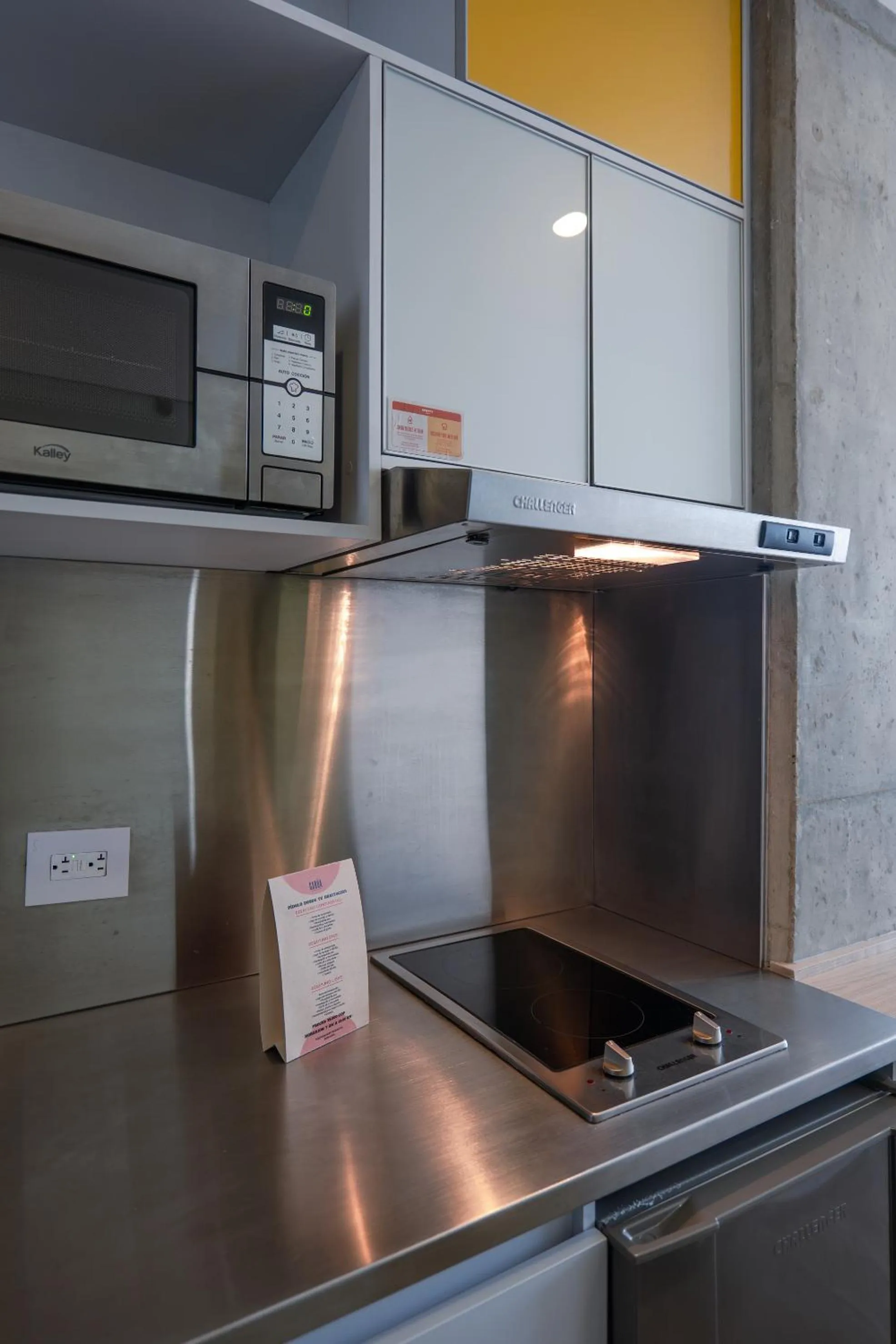 microwave in Spotty Bogotá Centro