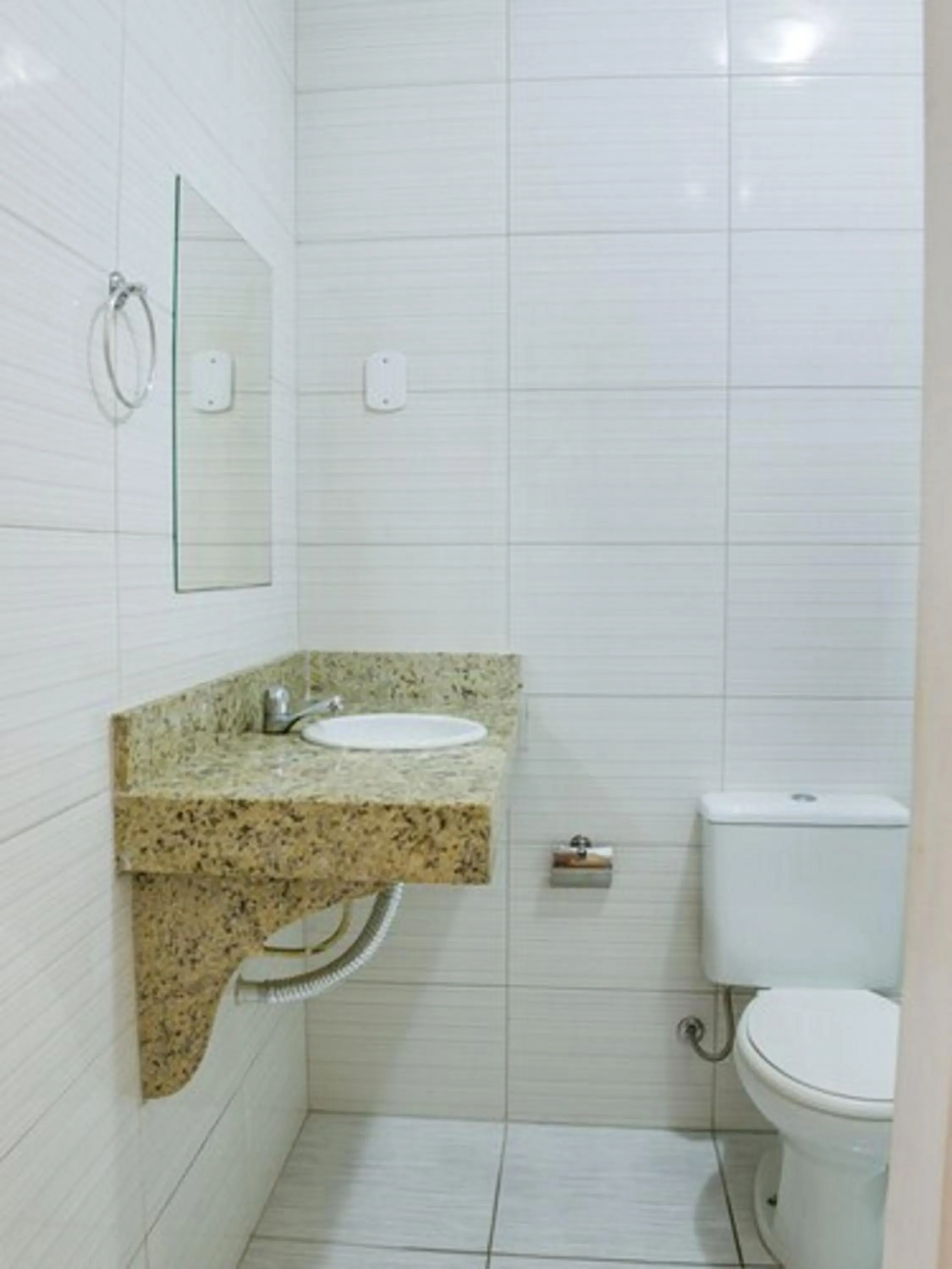 Bathroom in OYO Hotel Jaguar