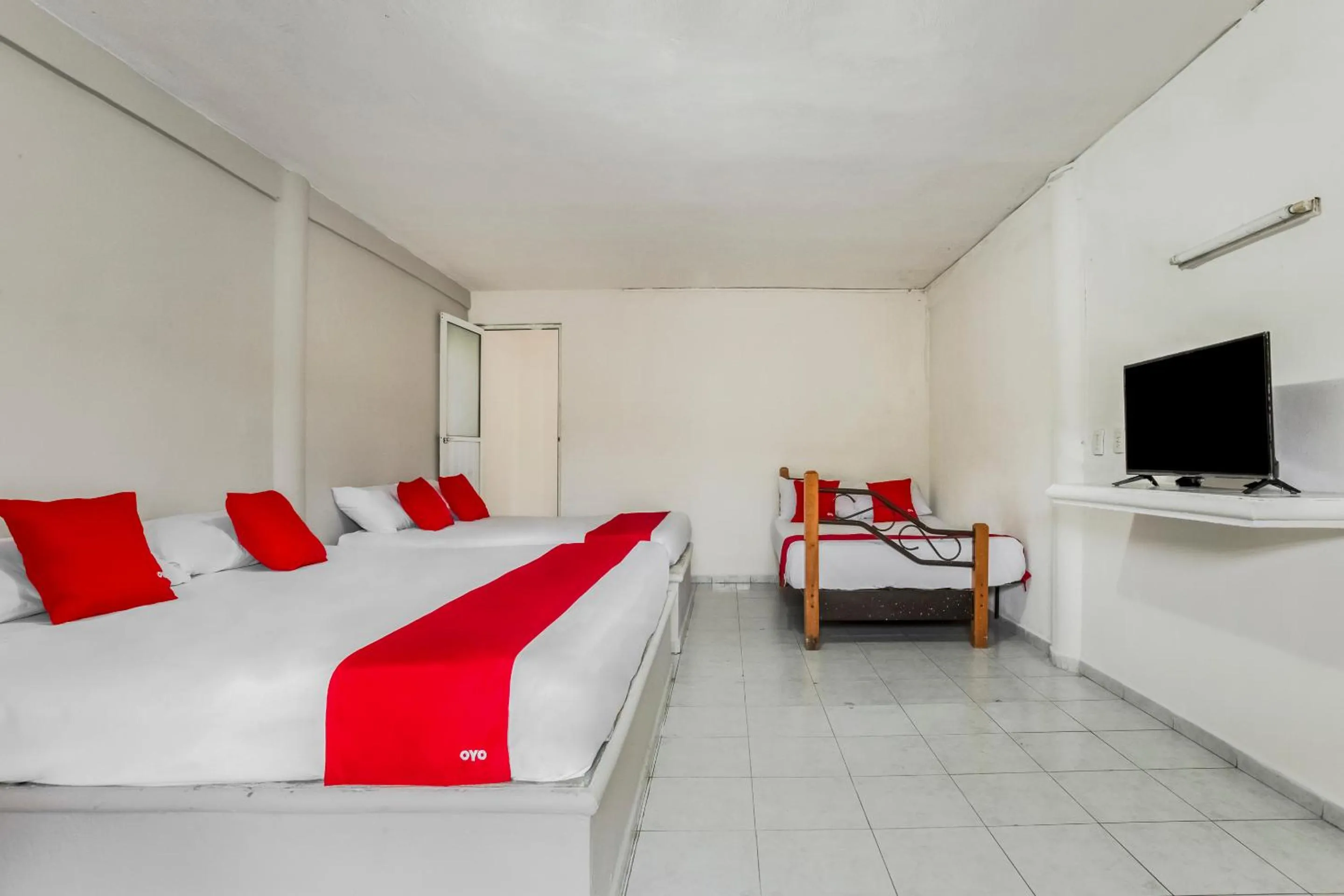 Bedroom in OYO Hotel Jaguar