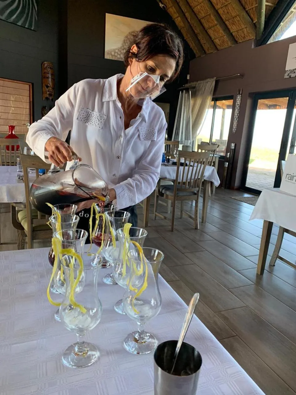 Restaurant/places to eat in Jbay Zebra Lodge