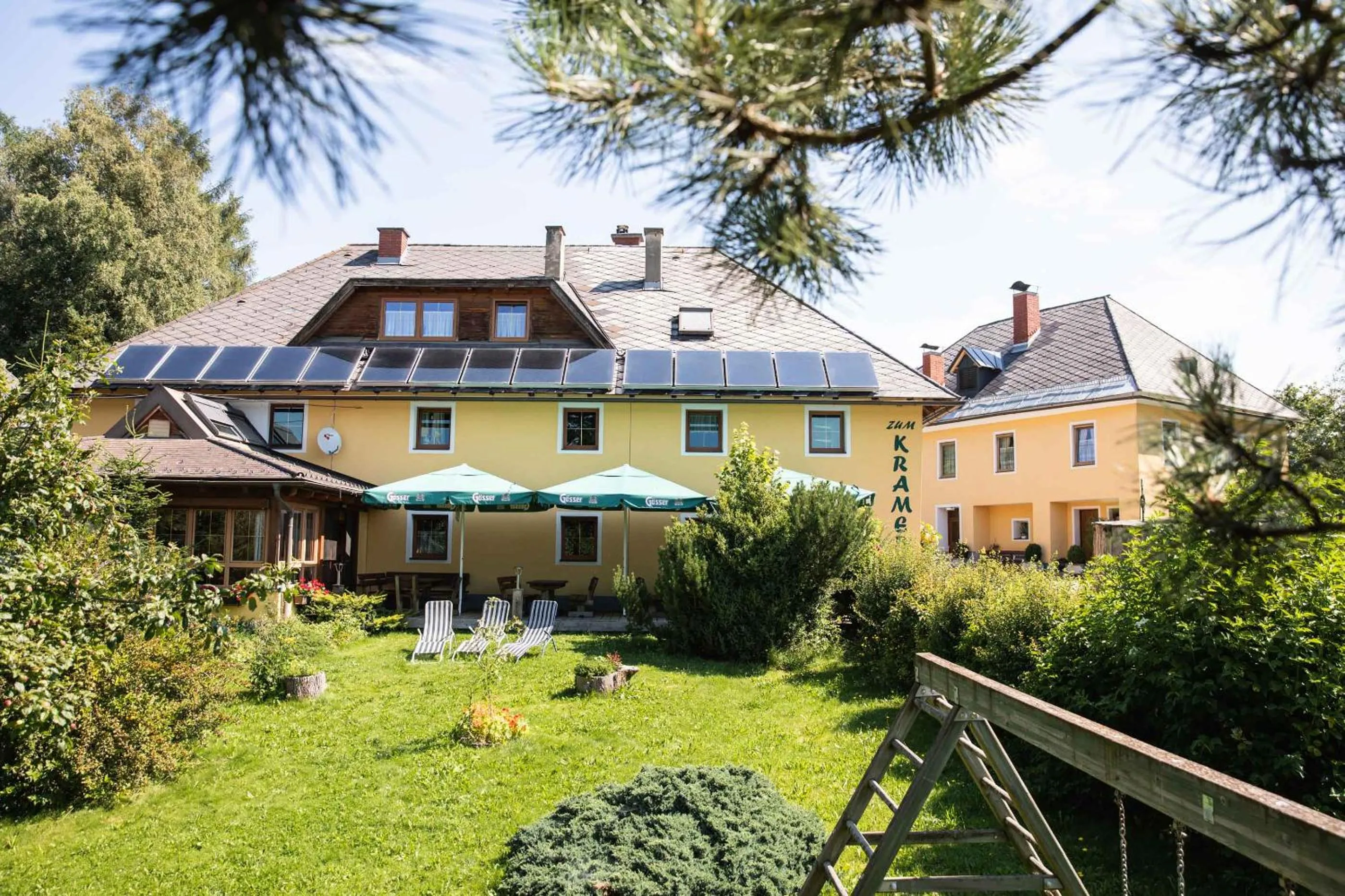 Property building in Gasthof Zum Kramer