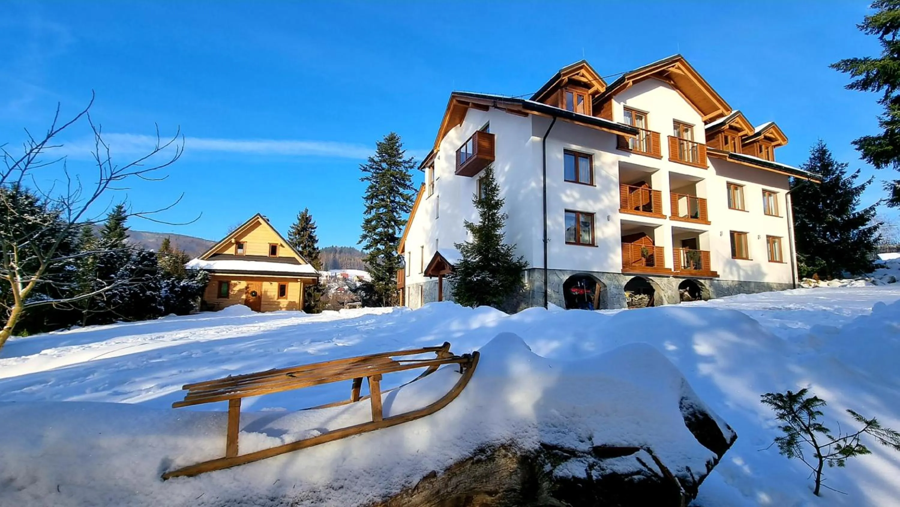 Property building in Rezydencja Barrettski