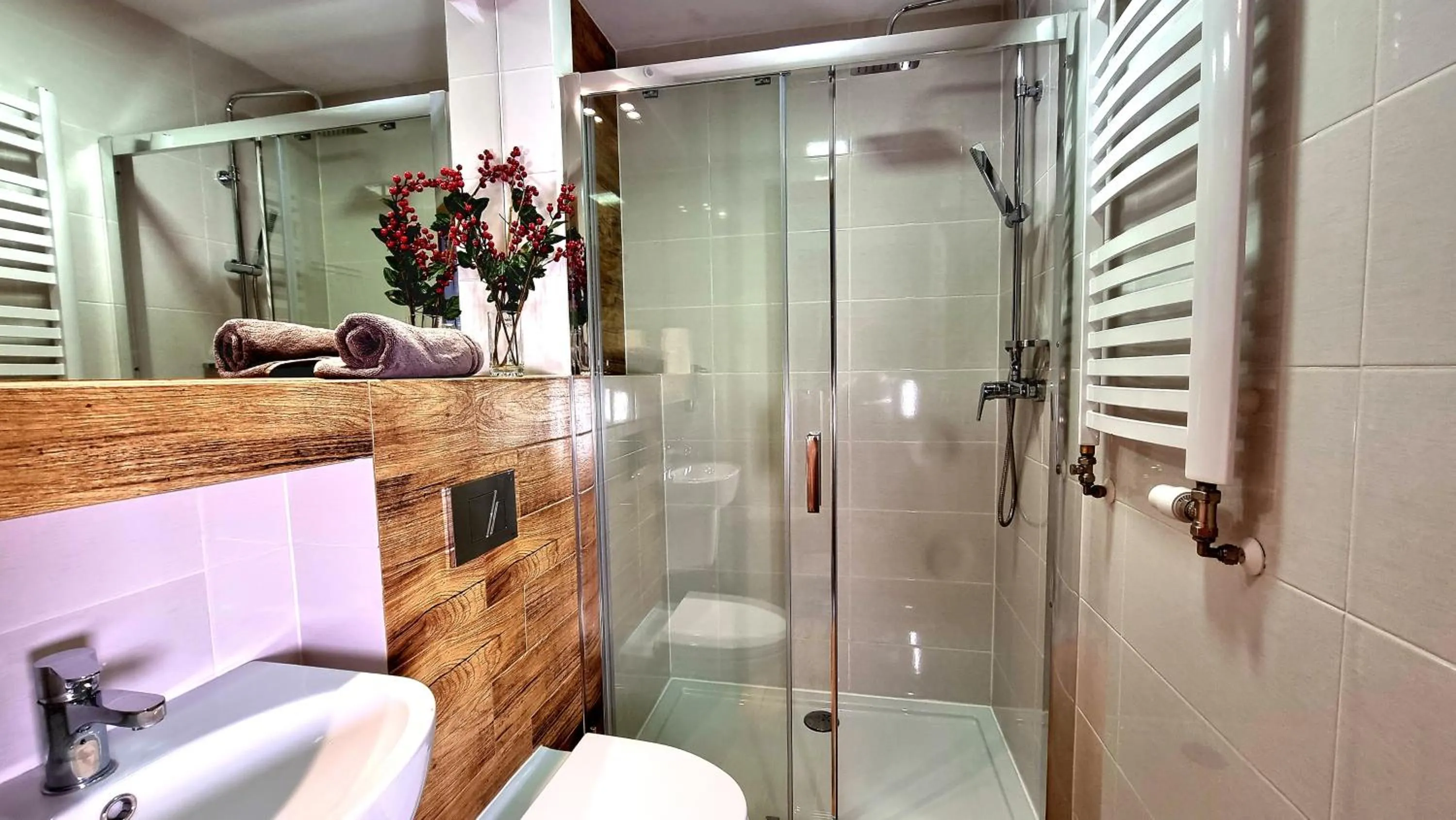 Bathroom in Rezydencja Barrettski