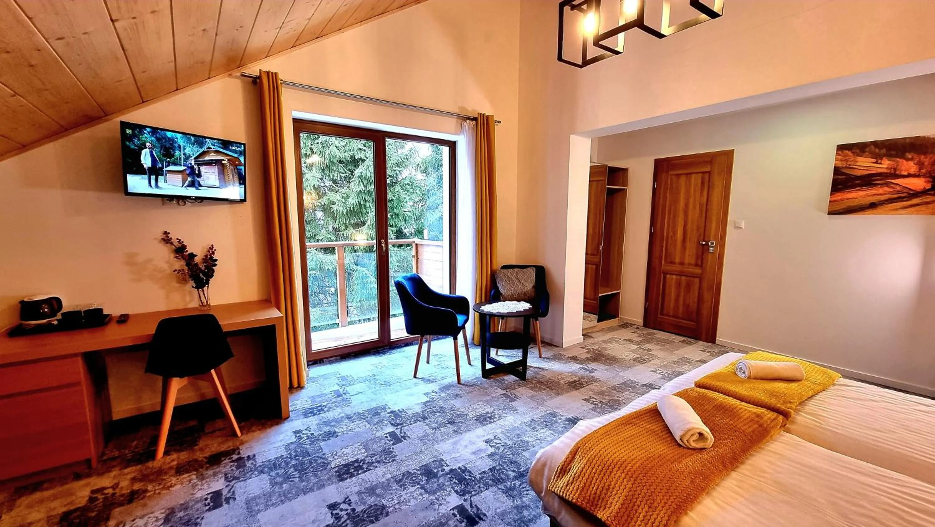 Seating area, Bed in Rezydencja Barrettski