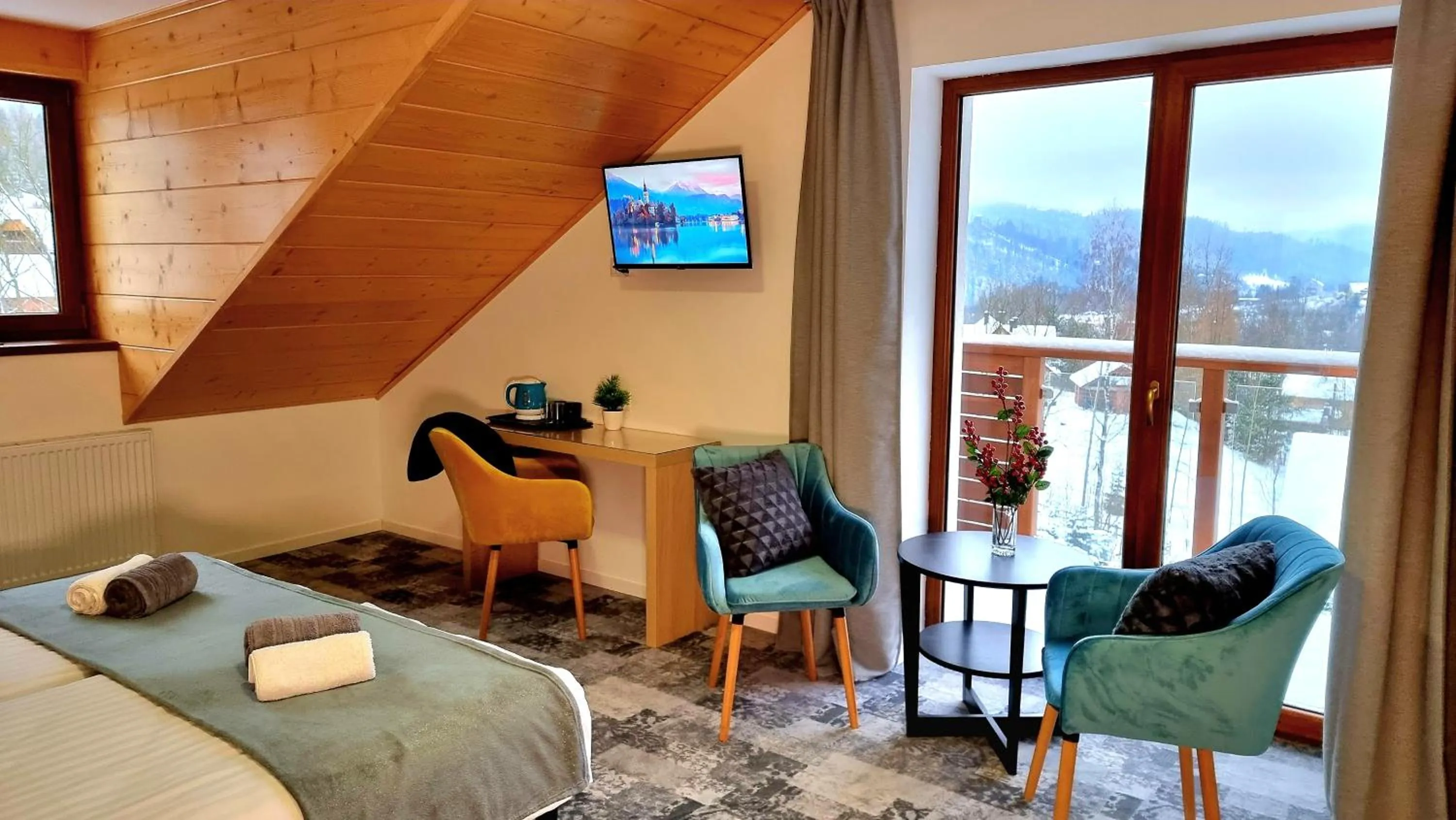 Seating area, Bed in Rezydencja Barrettski