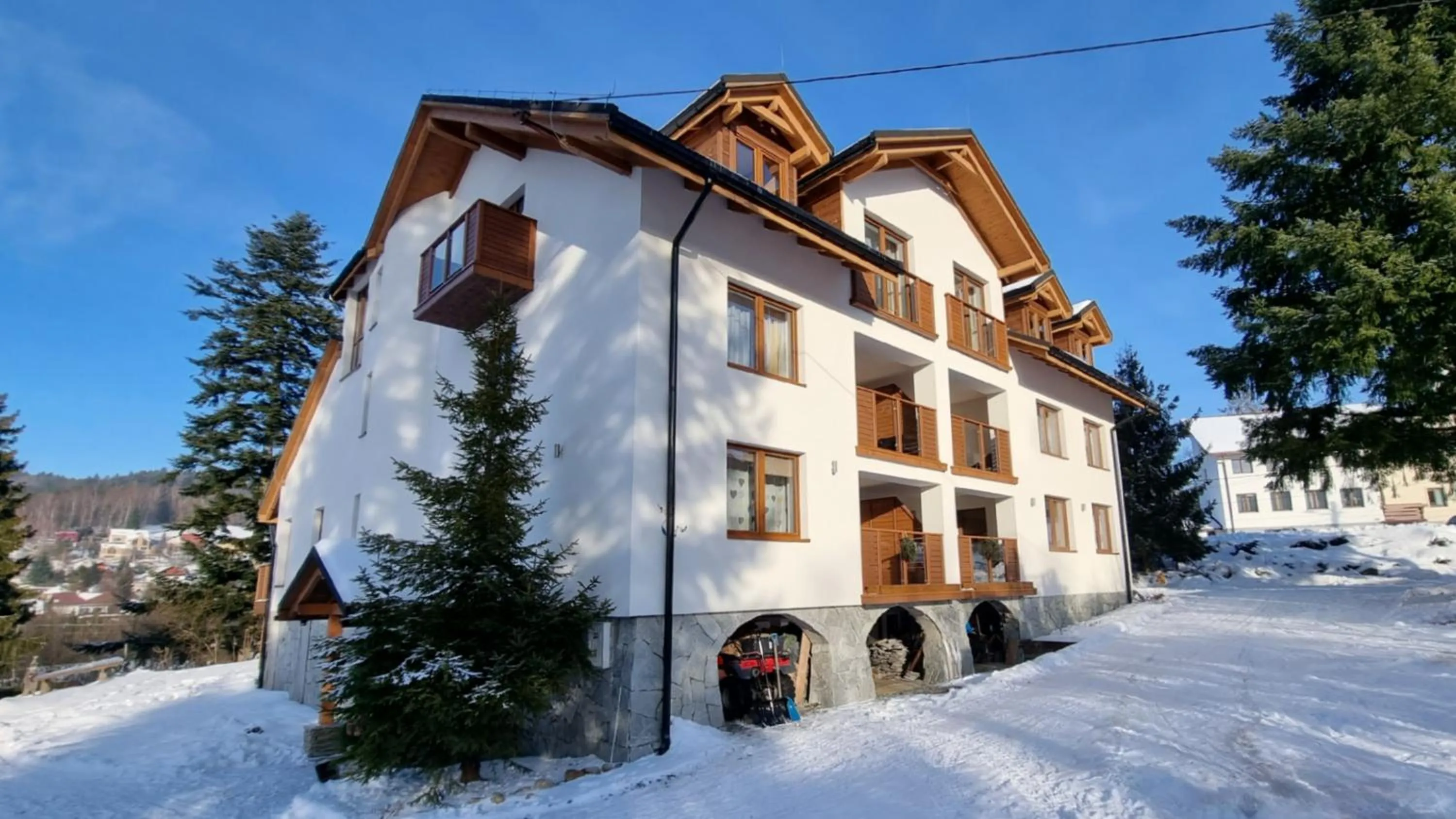 Property building in Rezydencja Barrettski