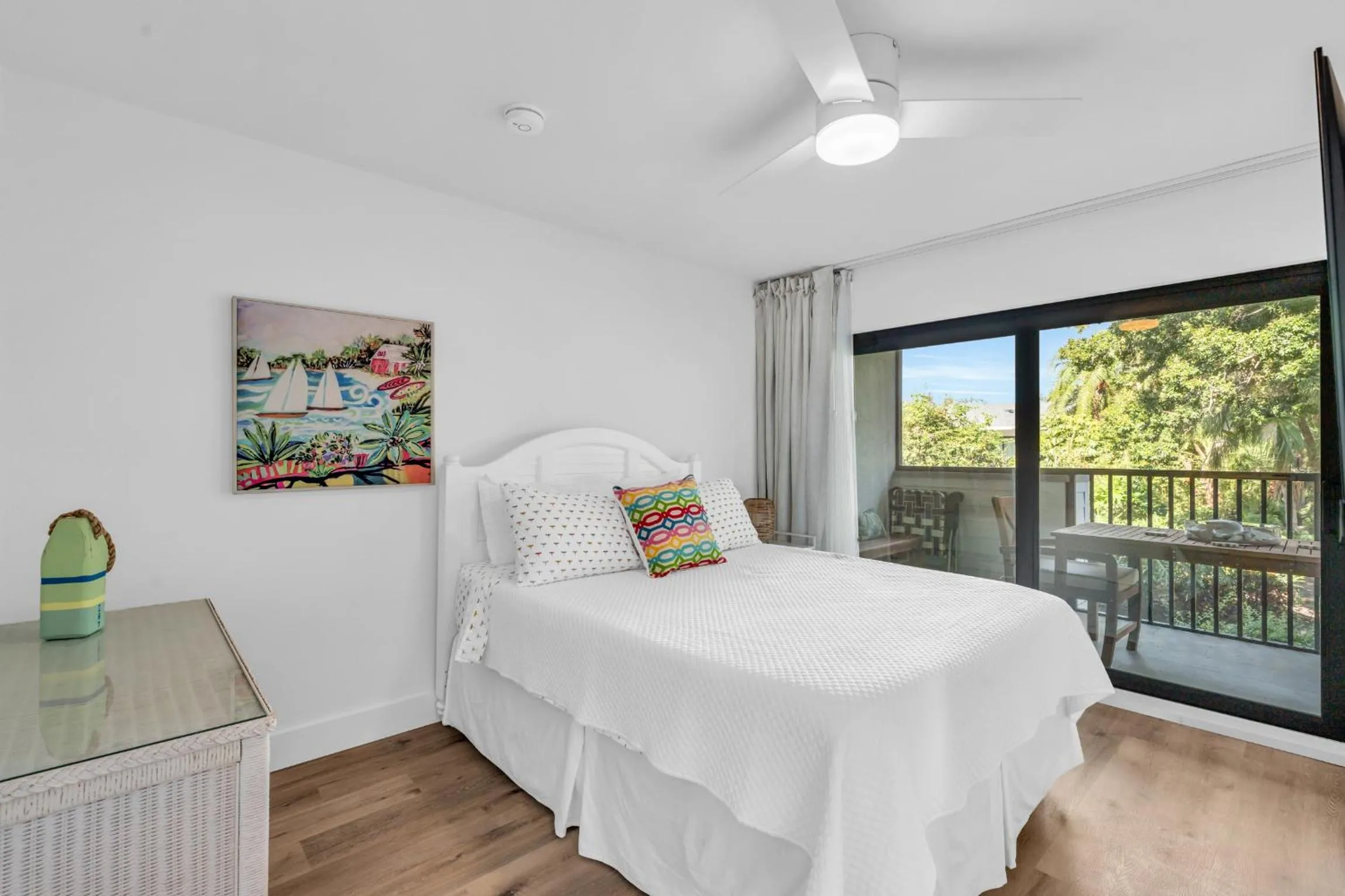 Bedroom, Bed in Park Shore Resort by Mike Z Rentals