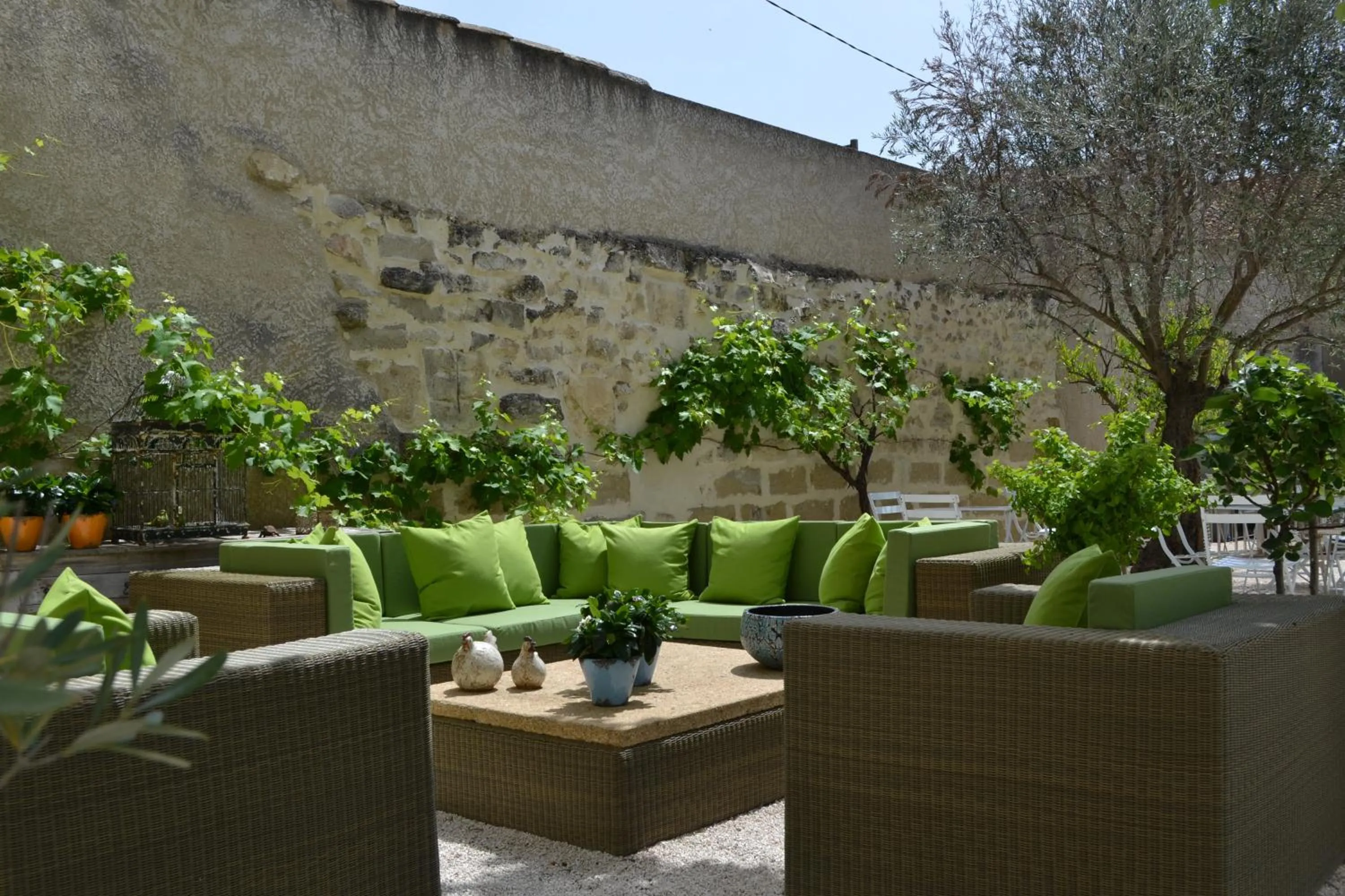 Patio in Mas À l'Improviste