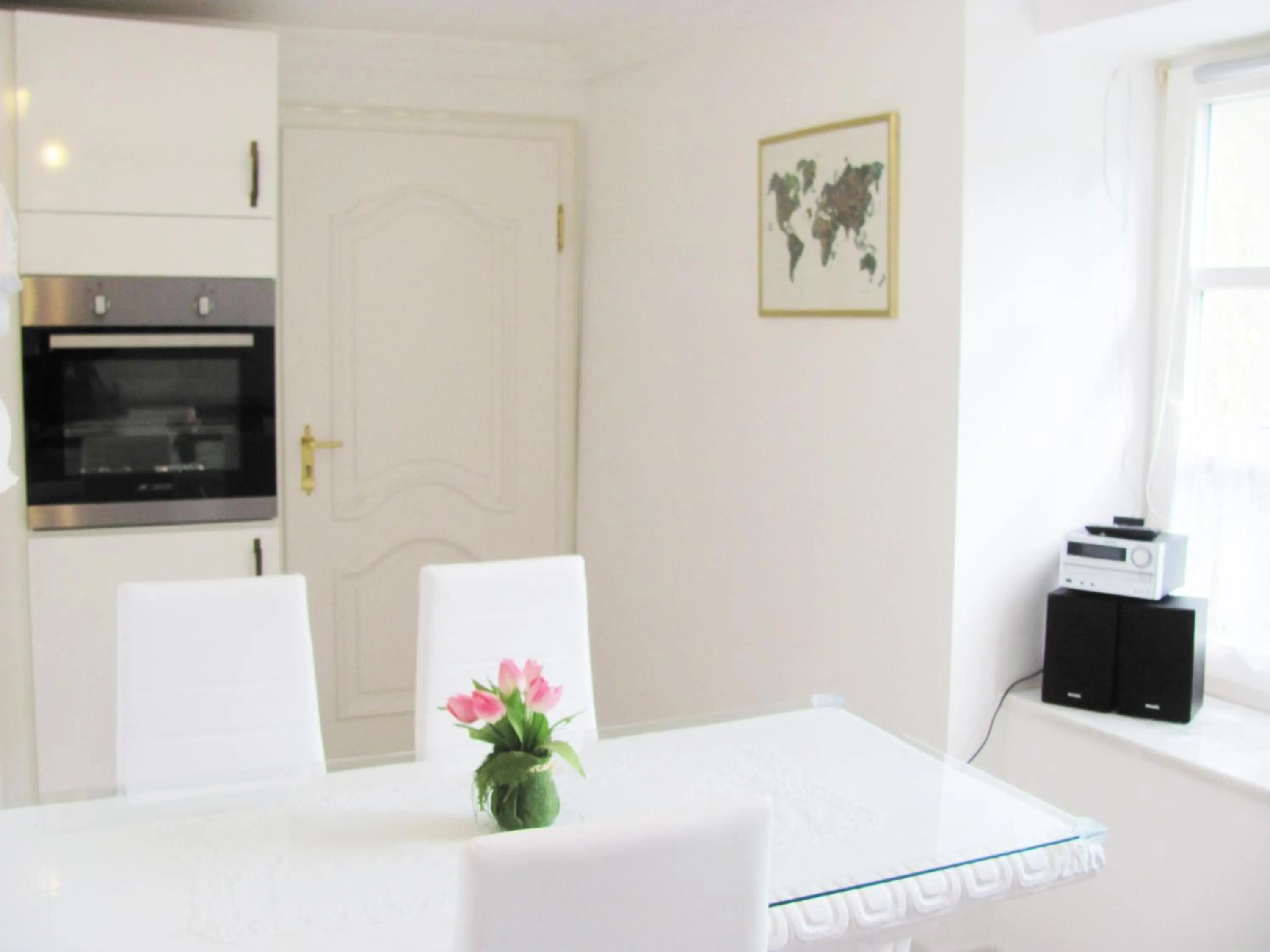 Kitchen or kitchenette in Apartment Storchenfärbe