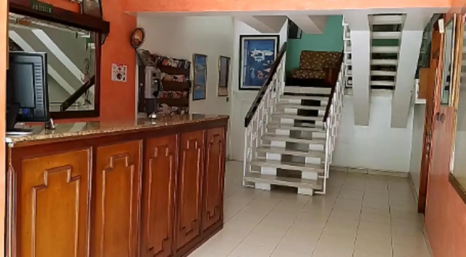 Lobby or reception in Hôtel Petite Suède