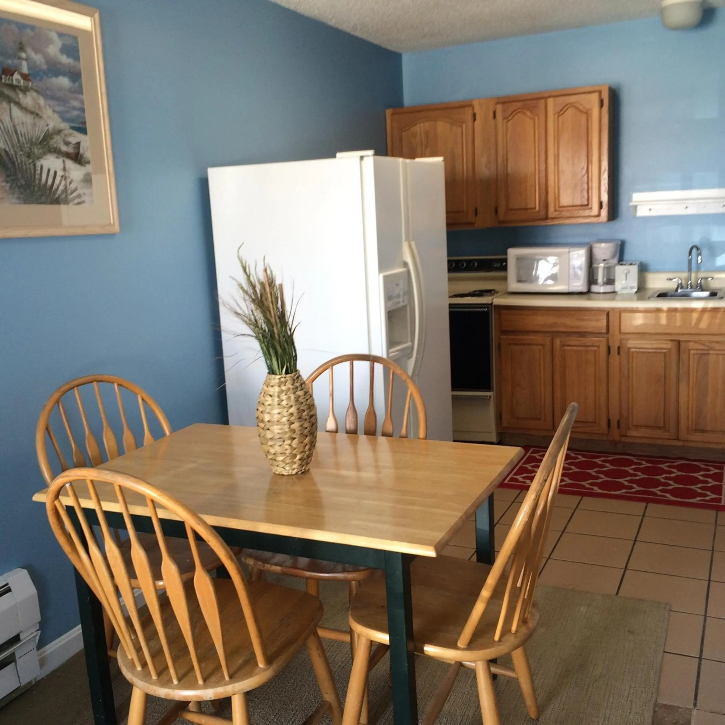 Dining area in The New Oceanic Inn