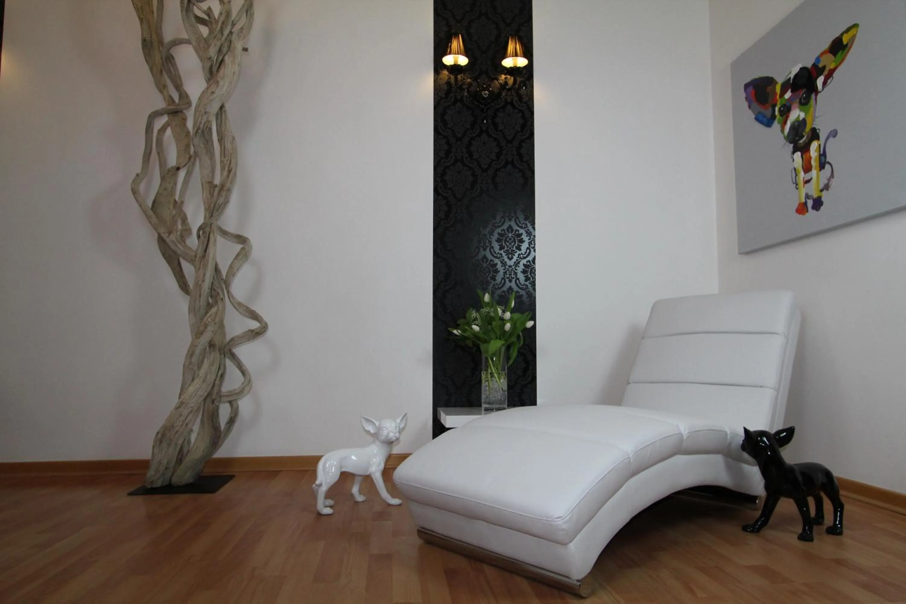 Seating area in Nice Massena