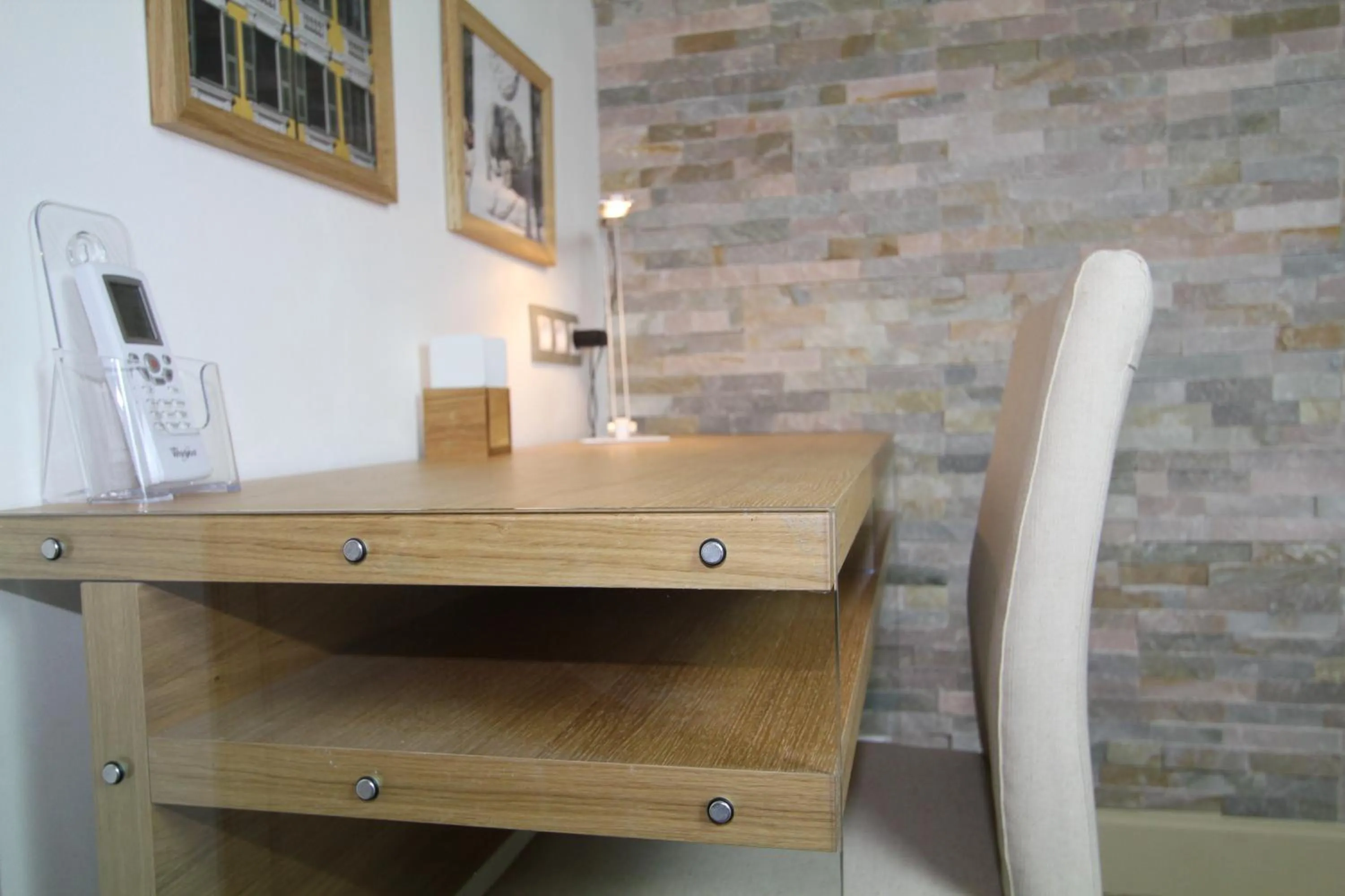 Coffee/tea facilities in Nice Massena