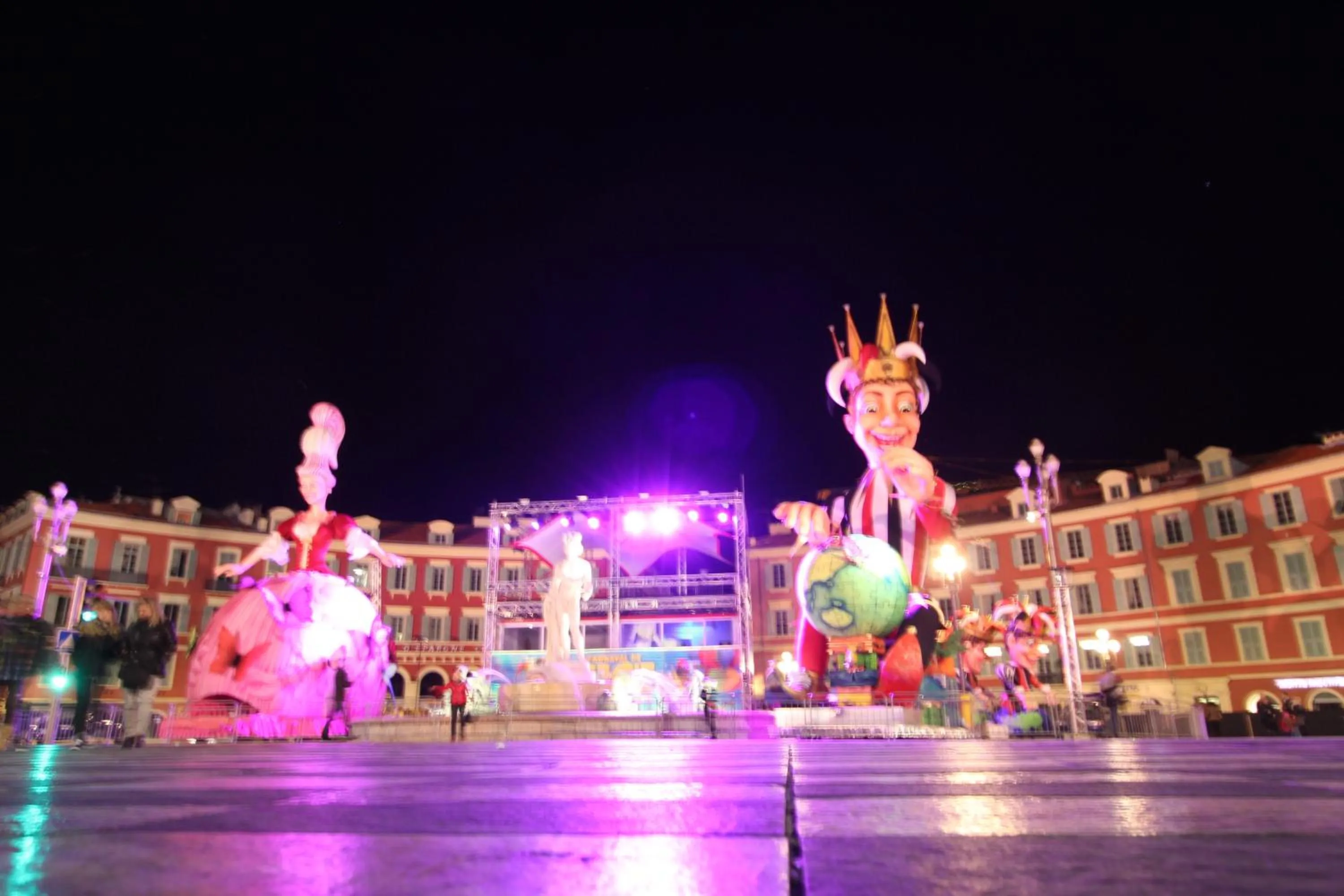 Facade/entrance in Nice Massena