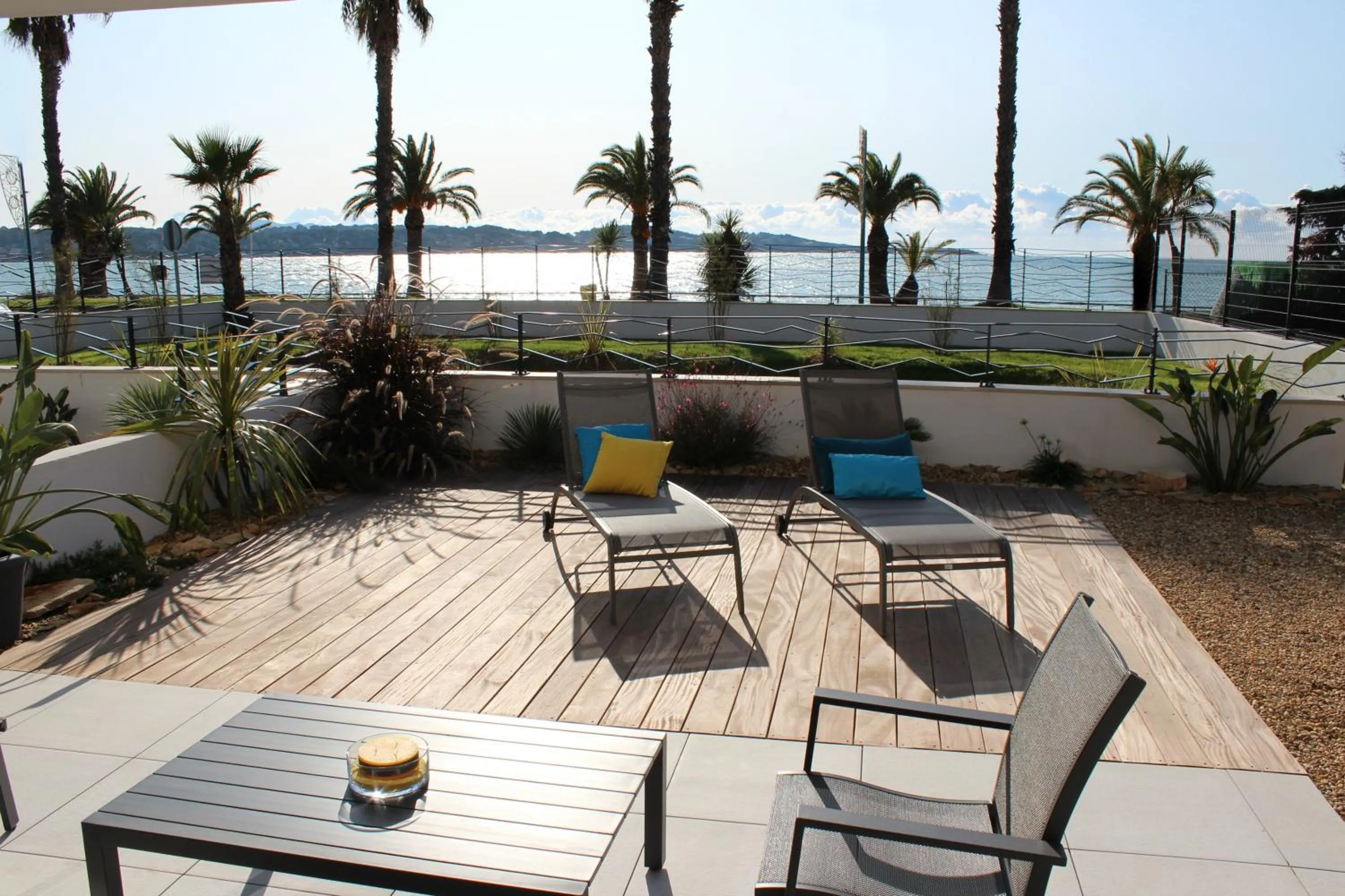 O FIL DE L'EAU BANDOL - App A05 - T3 avec Jardin et terrasse