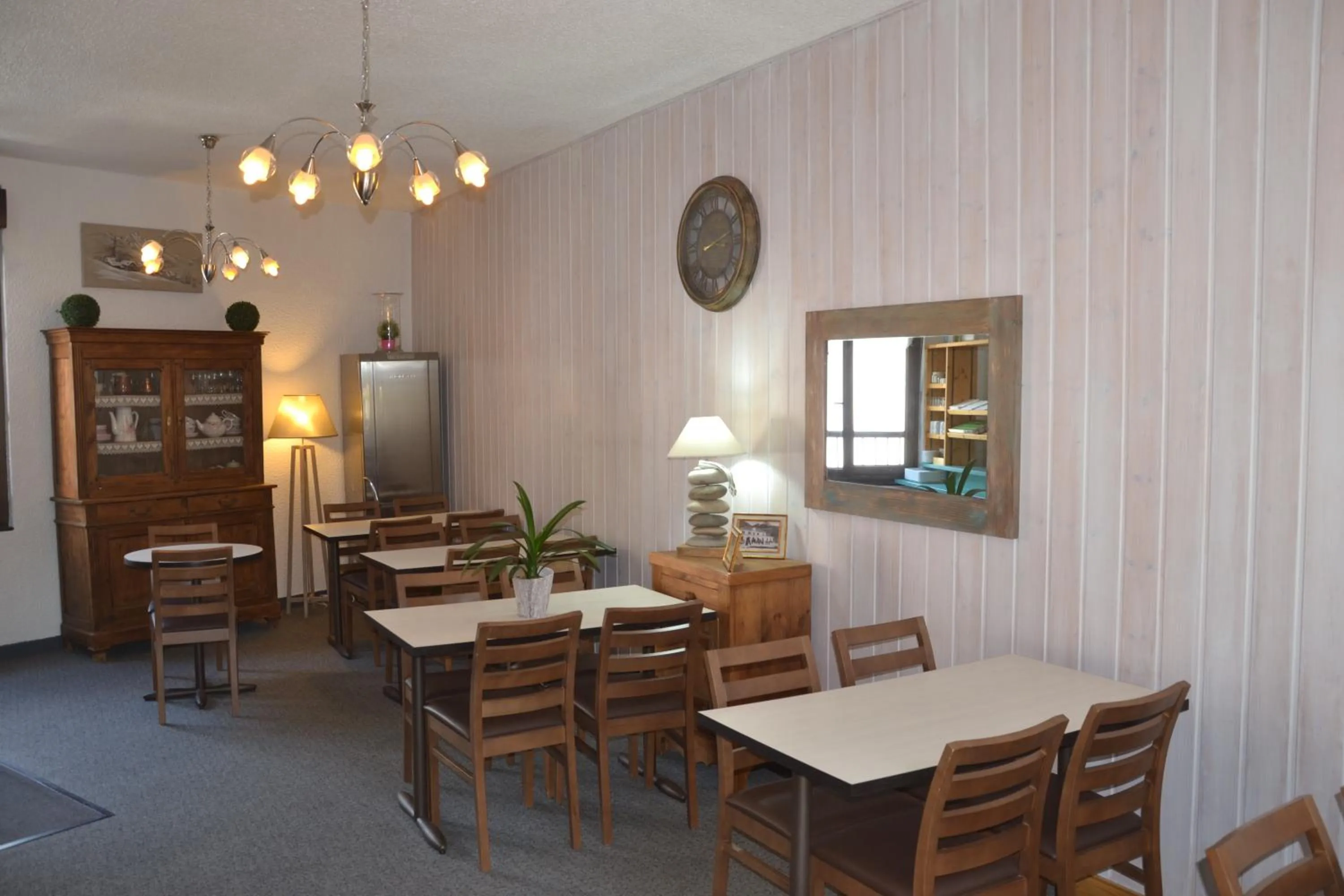 Breakfast in Terminus Hôtel des 3 Vallées