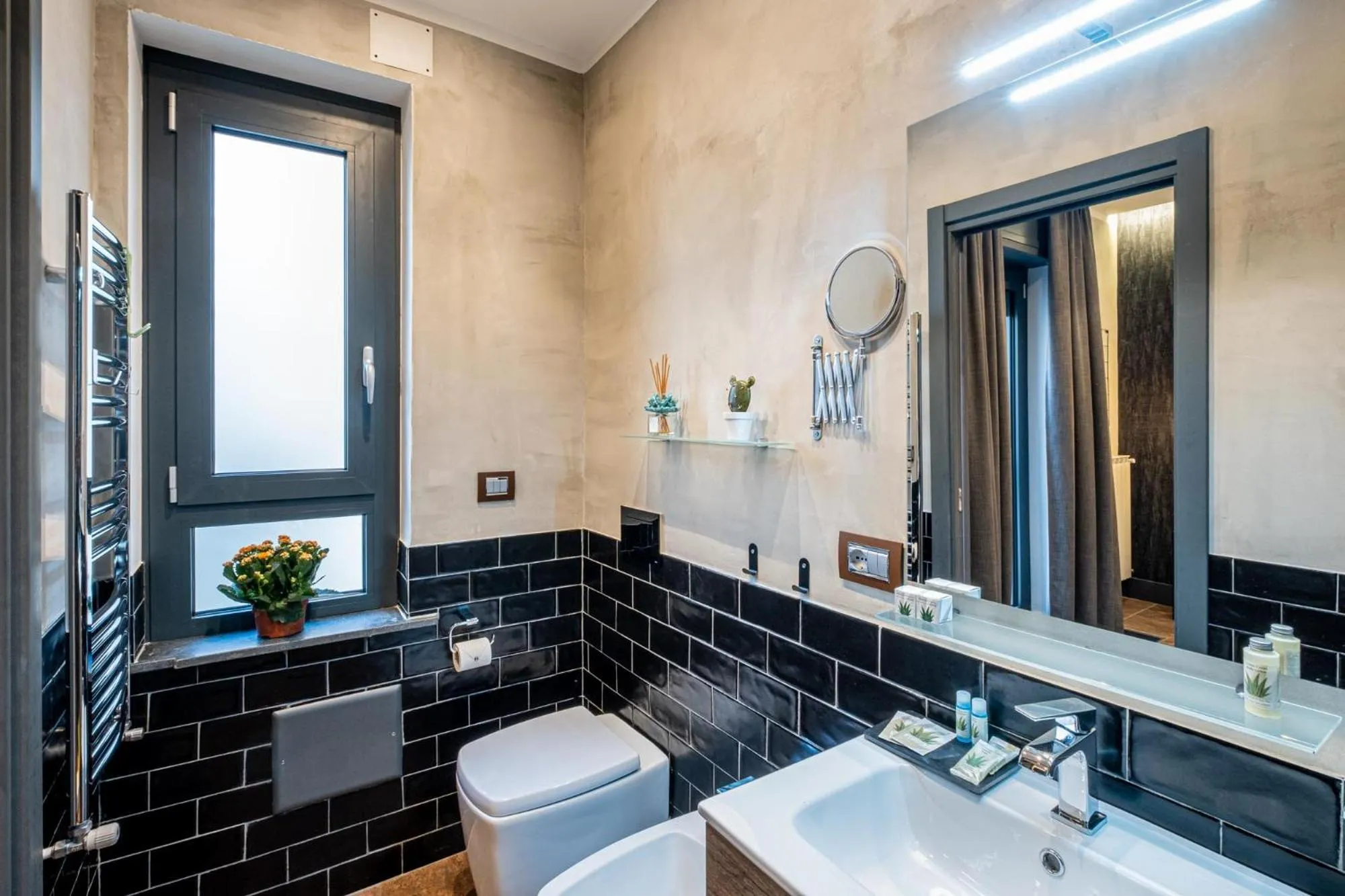 Bathroom in casajammone naples b&b