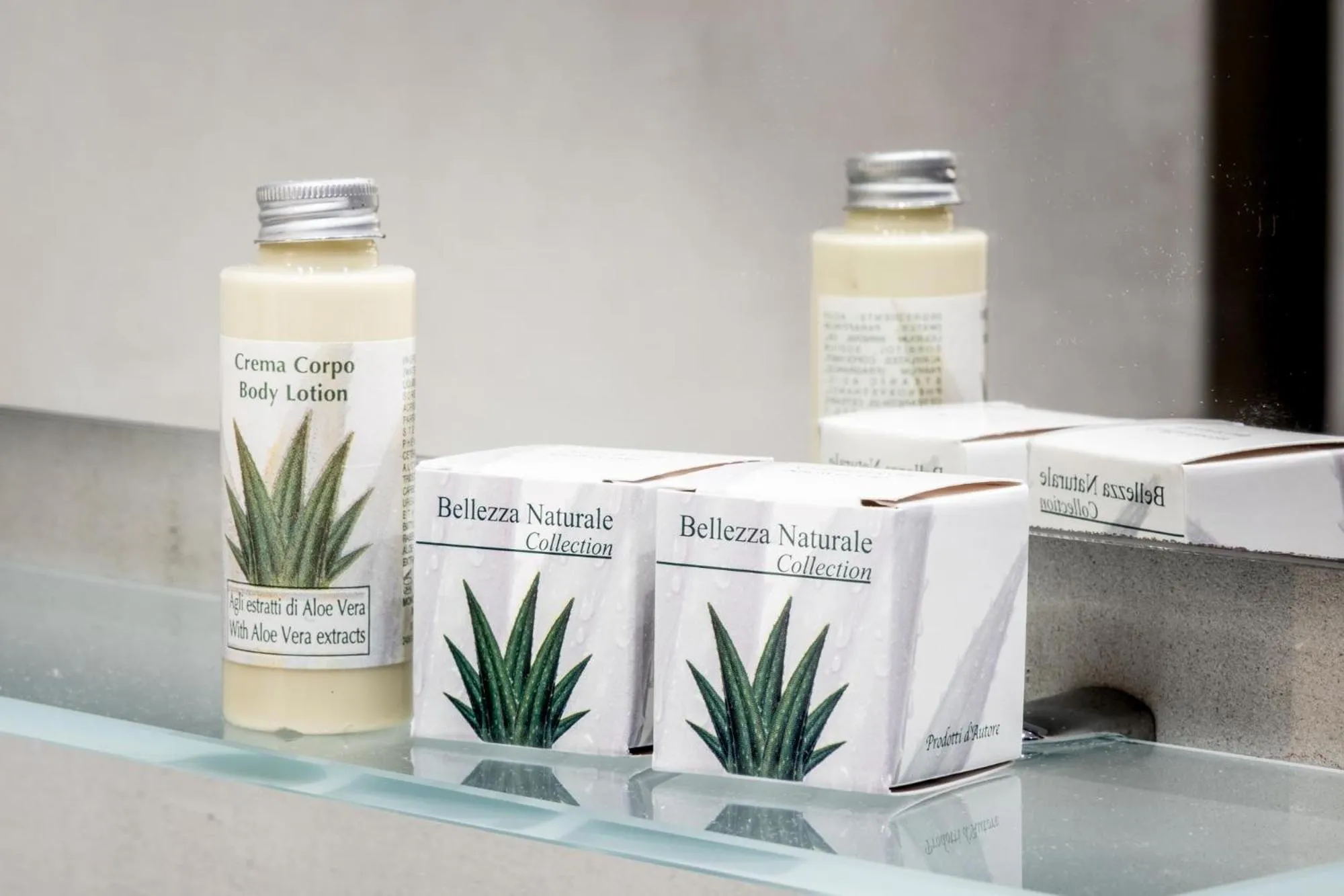 Area and facilities in casajammone naples b&b