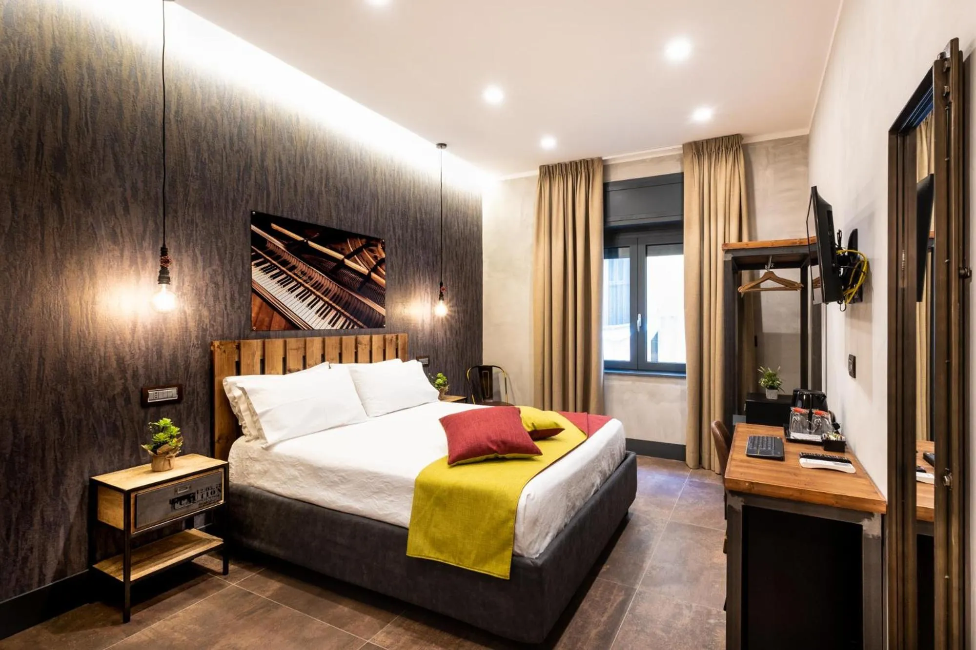 Bed in casajammone naples b&b