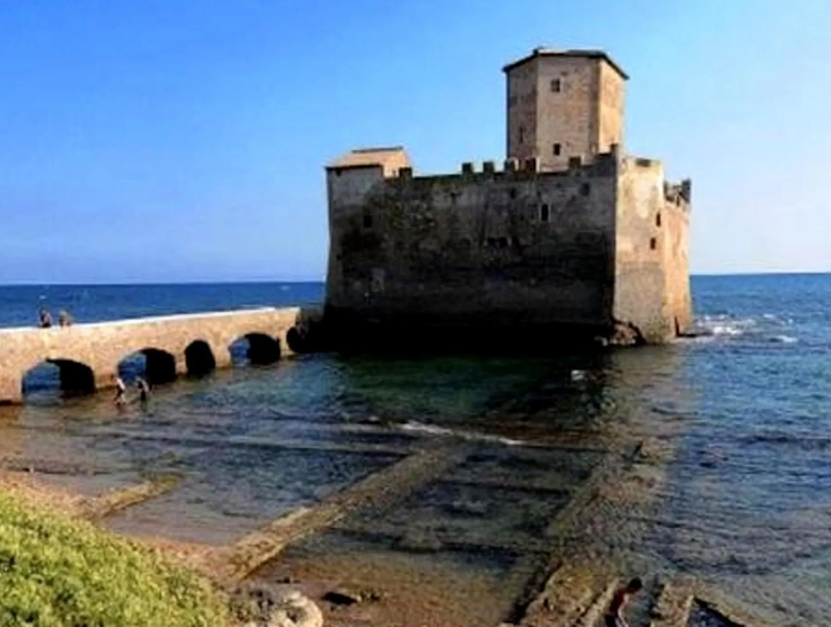 Bird's eye view in Little Medieval House Nettuno