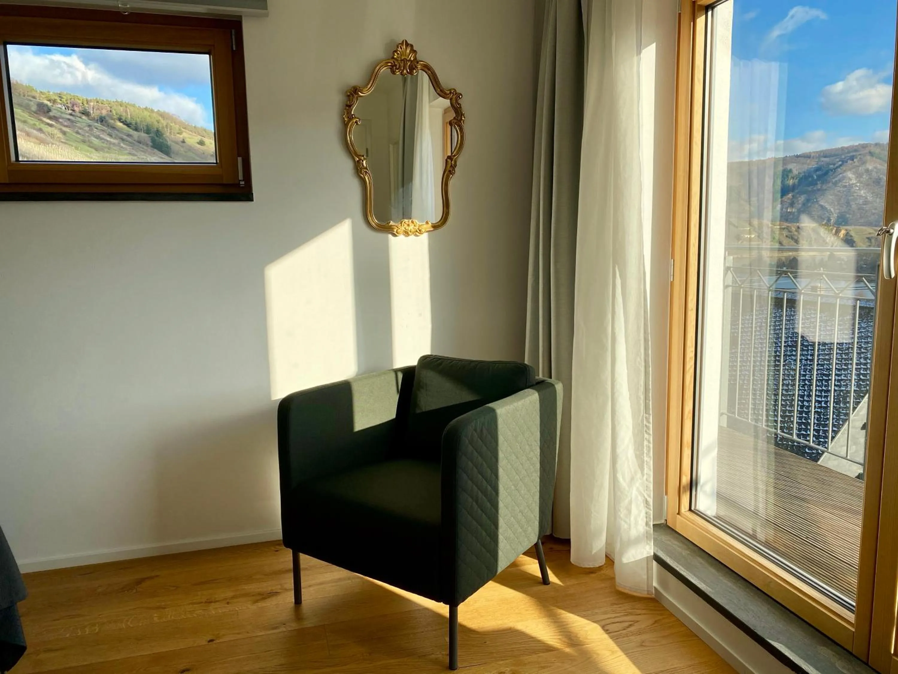 Seating area in Weingut-Aparthotel Olinger