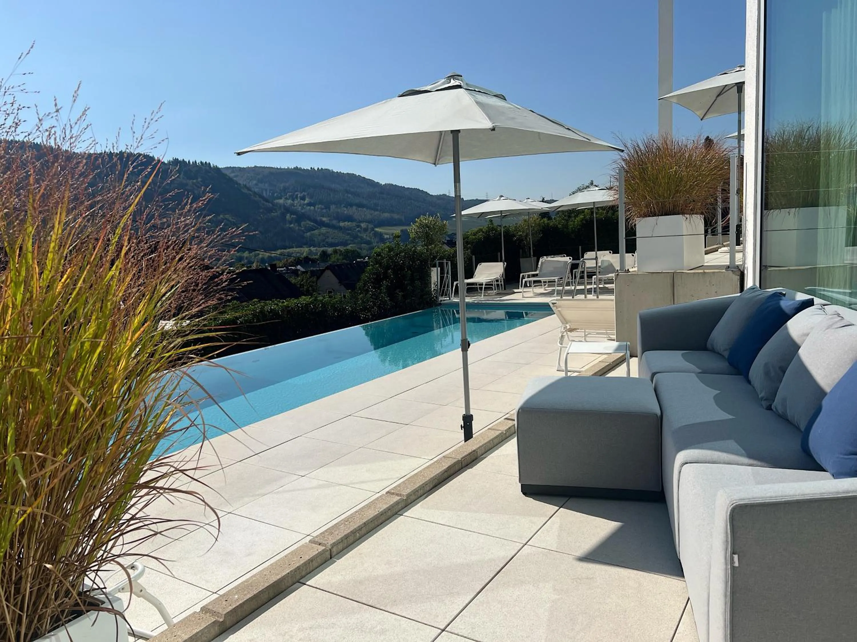 Patio in Weingut-Aparthotel Olinger
