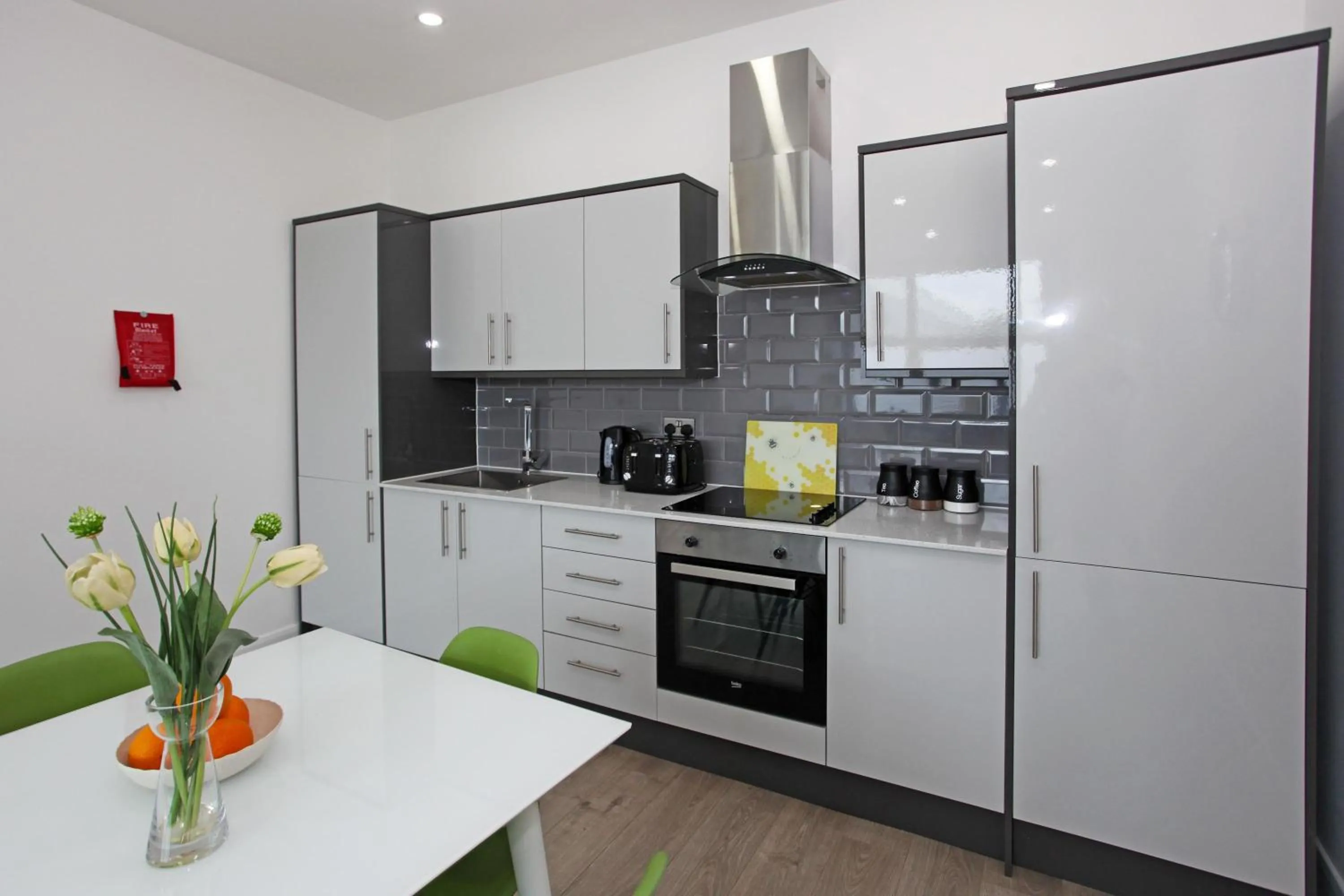 Coffee/tea facilities in Sapphire House Apartments