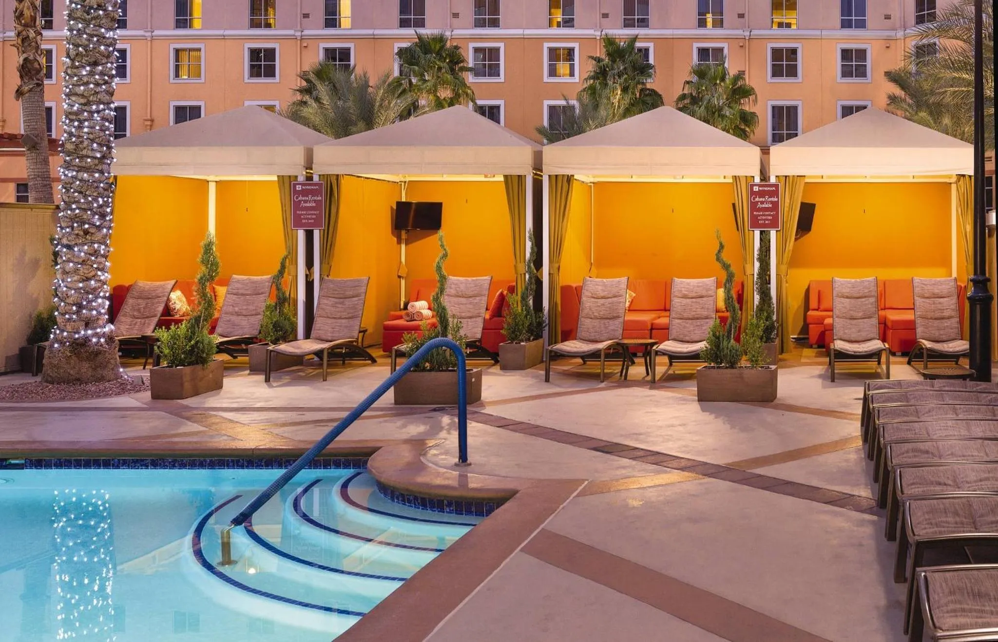 Swimming pool in Club Wyndham Grand Desert