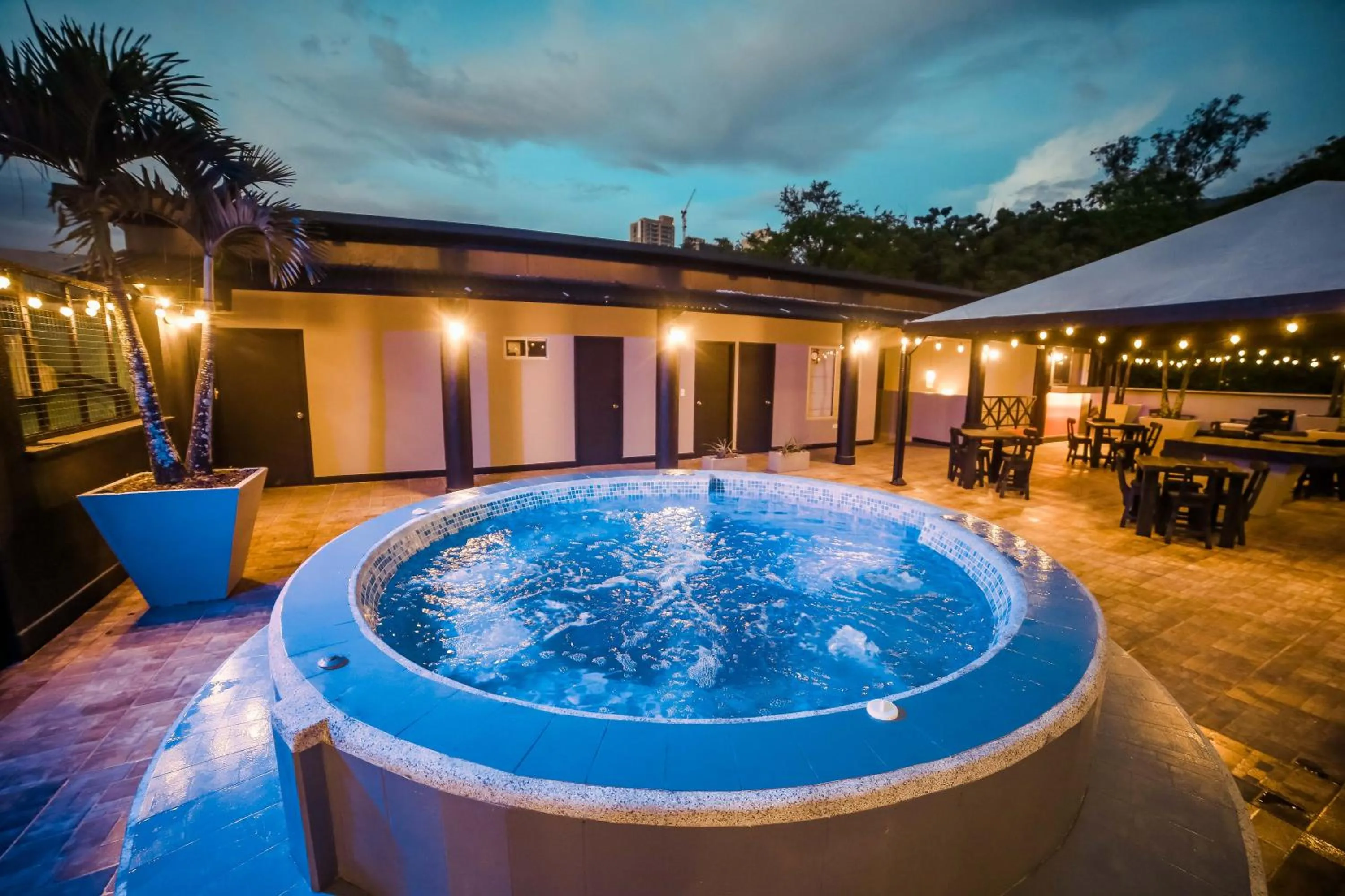 Night in Hotel Tik Medellin