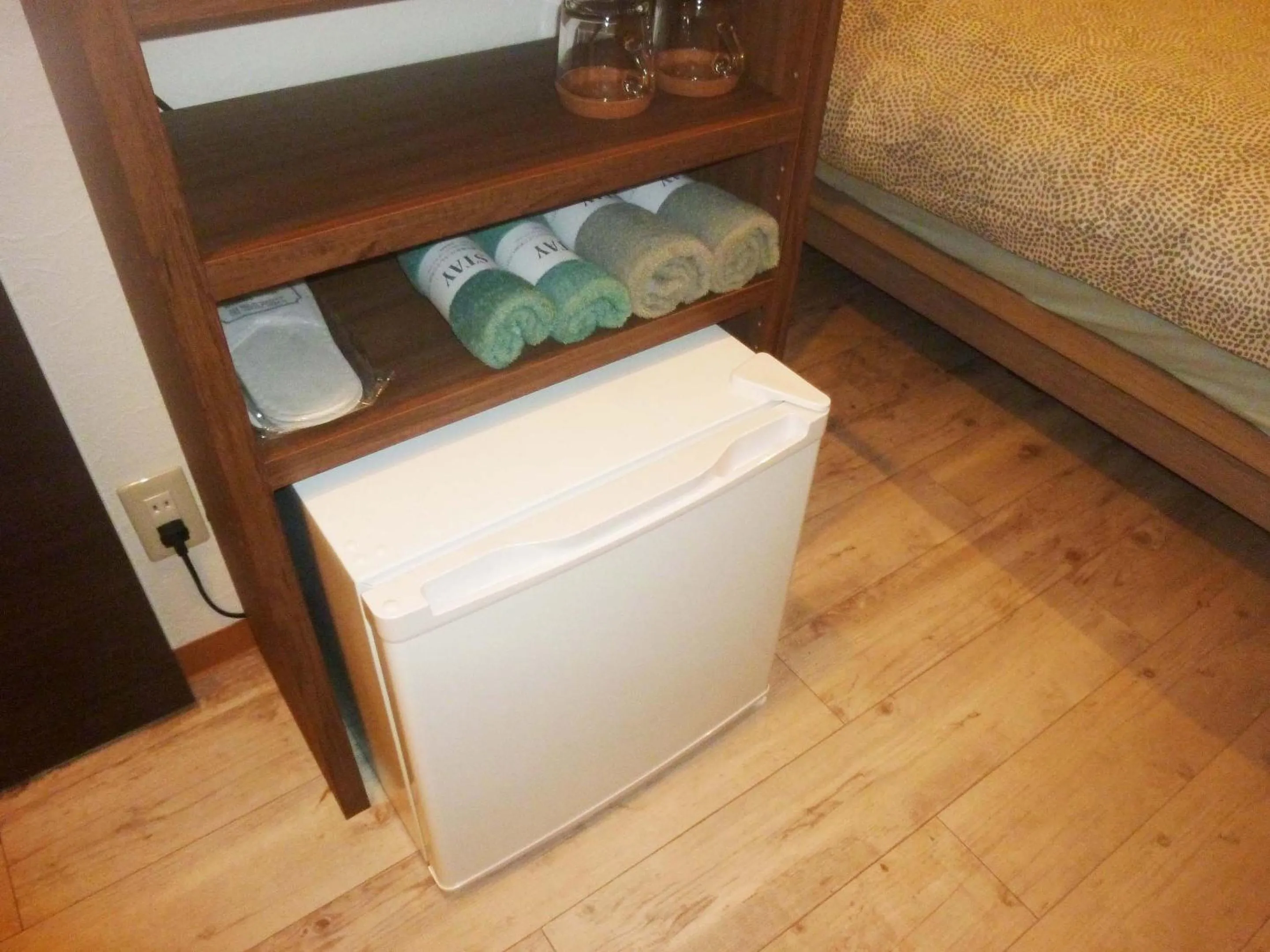 Photo of the whole room in At Stay