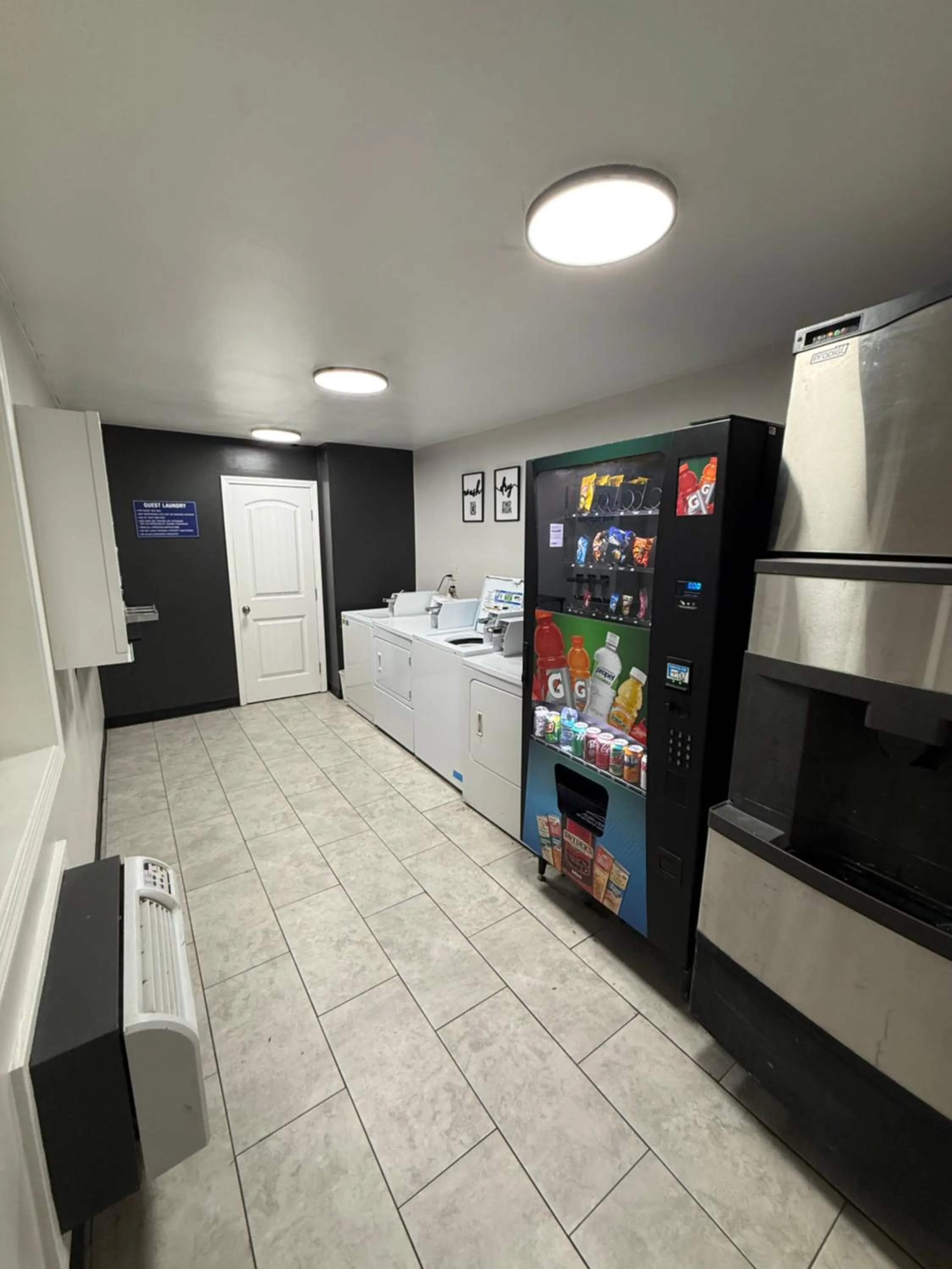 vending machine in Americas Best Value Inn Ponca City