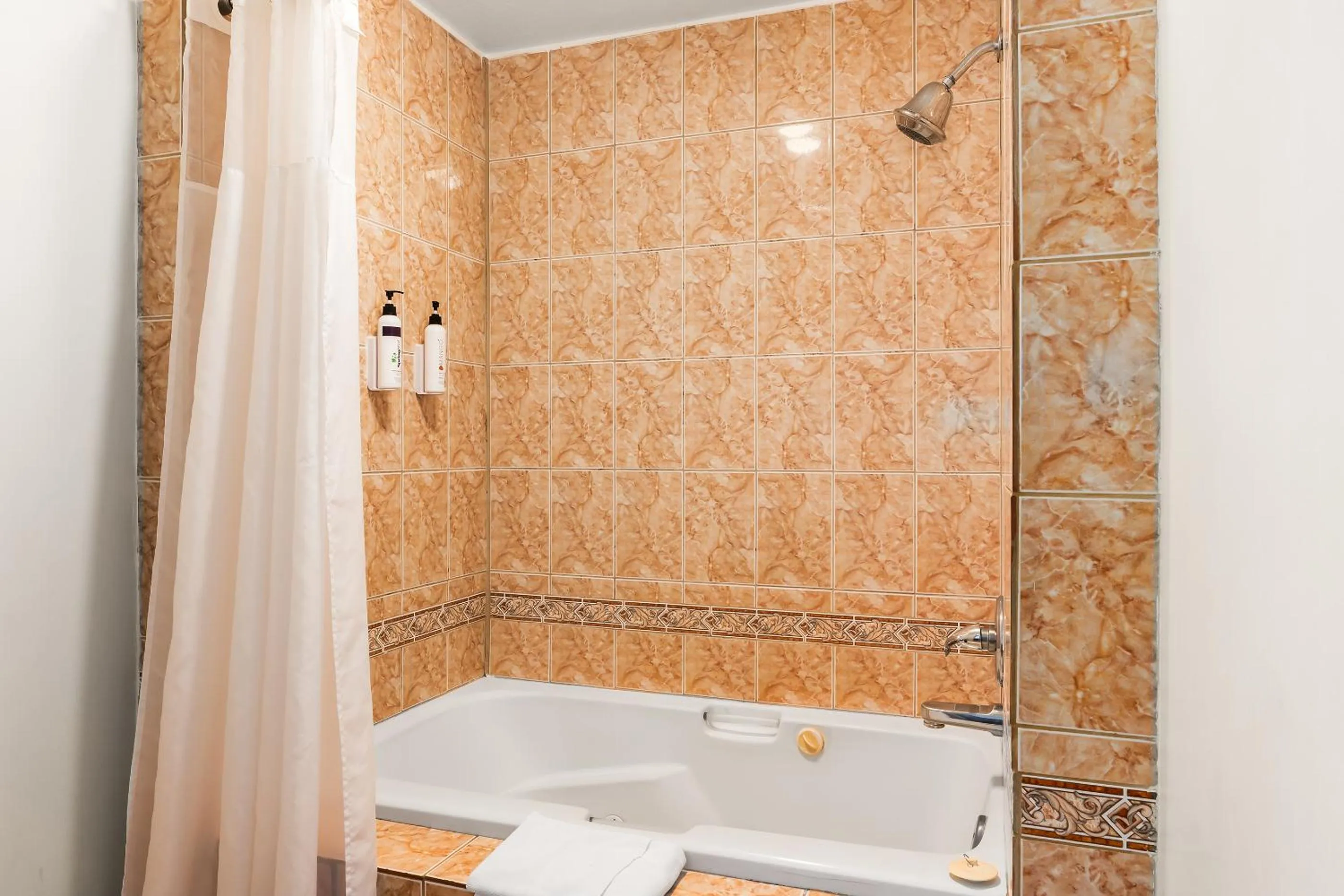 Bath in Hotel Solares