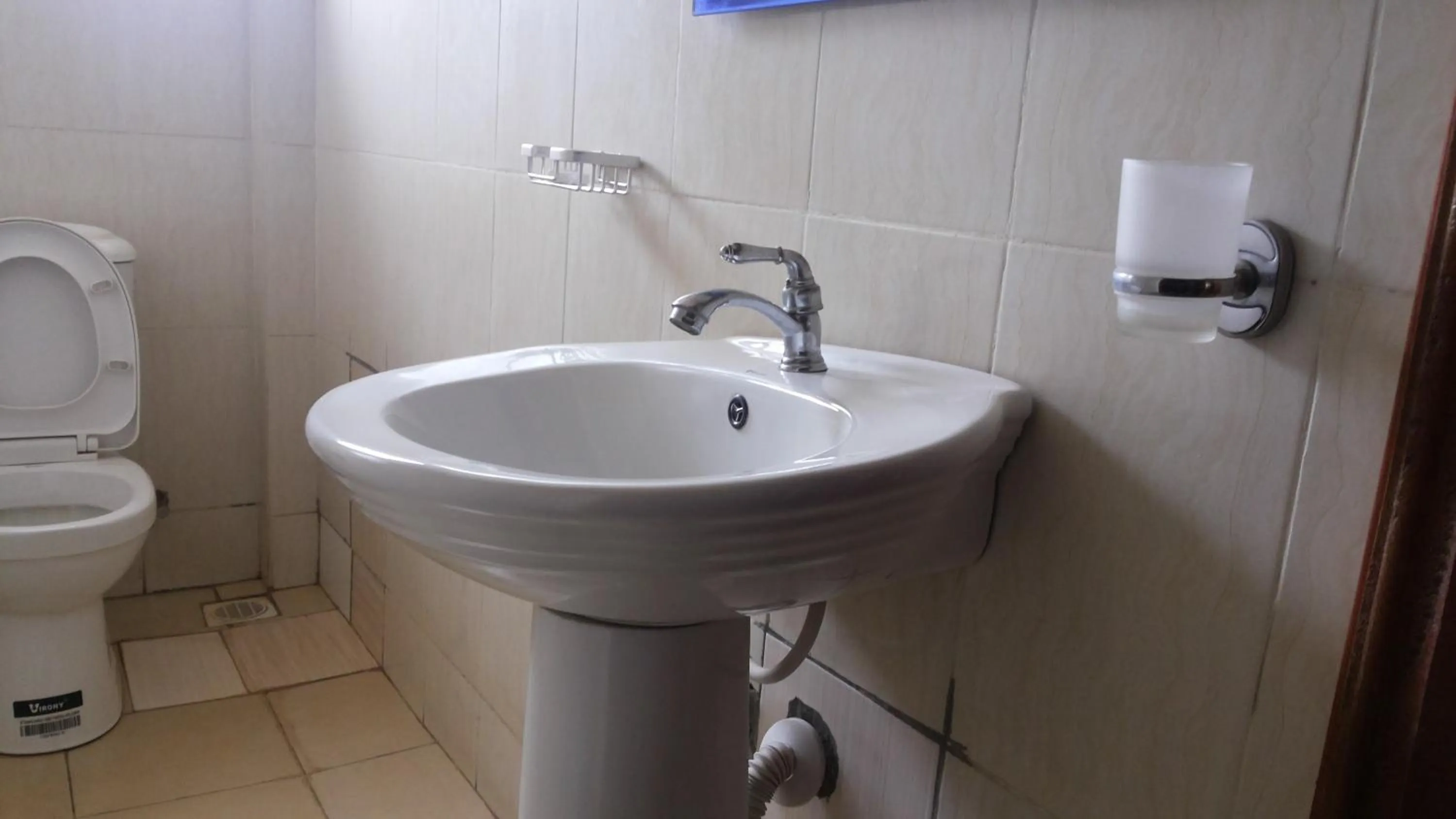 Bathroom in Hotel Good News